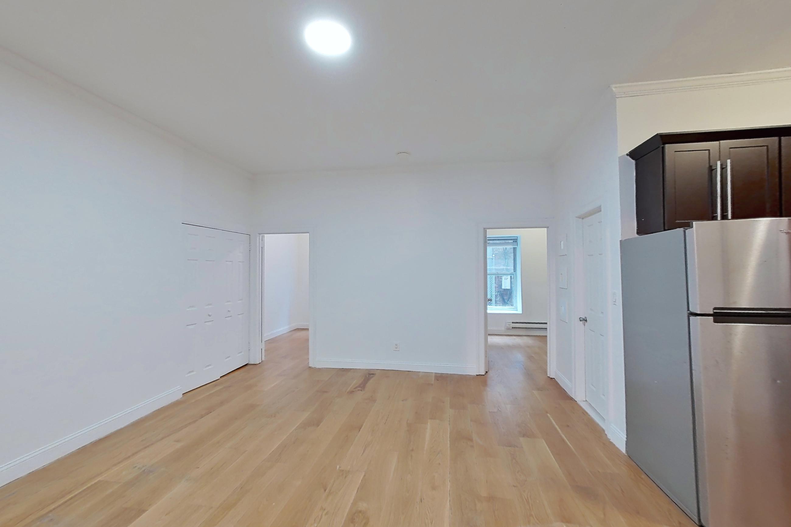 LIVING ROOM CORNER 2