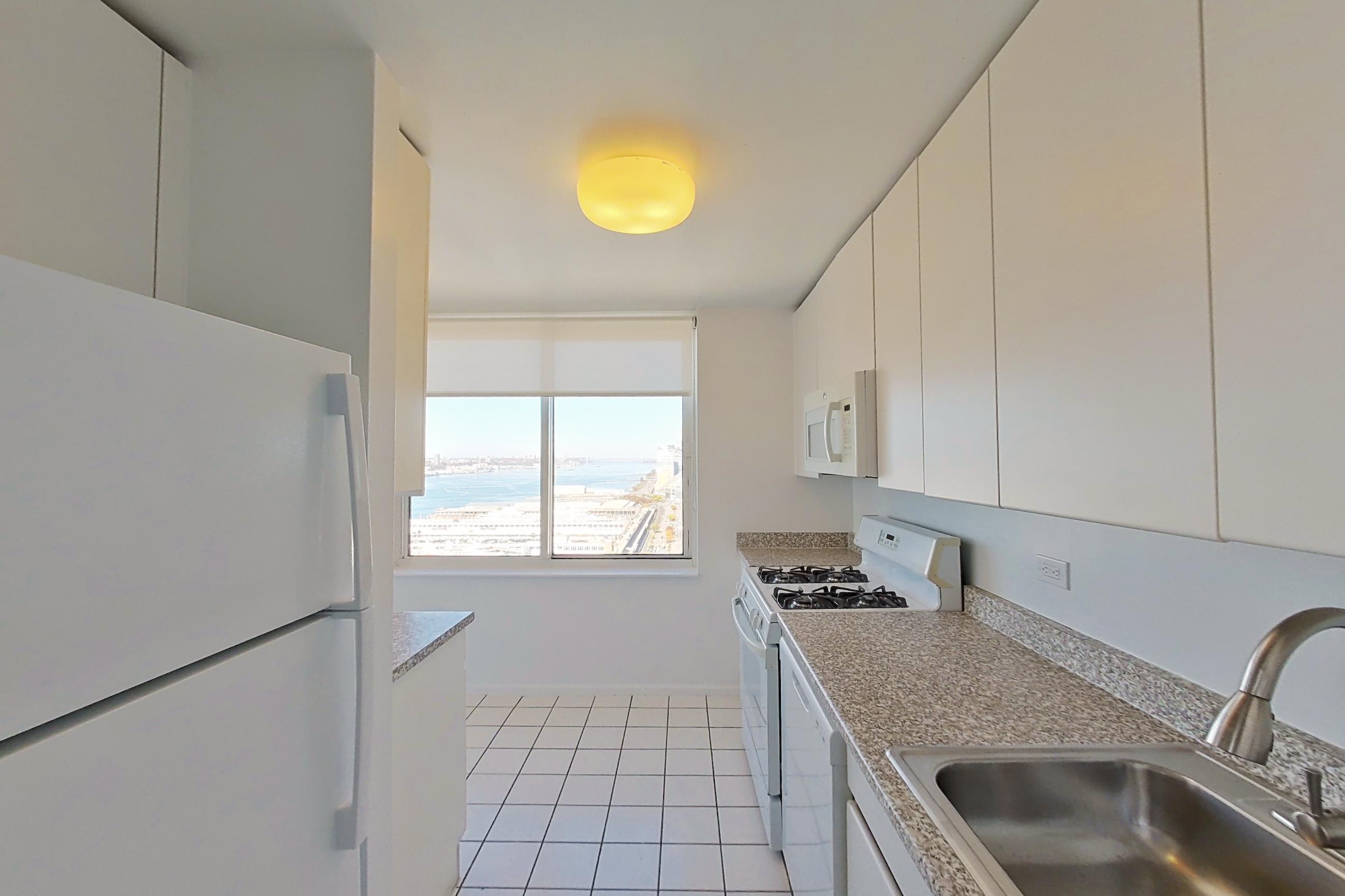 KITCHEN ENTRY 1
