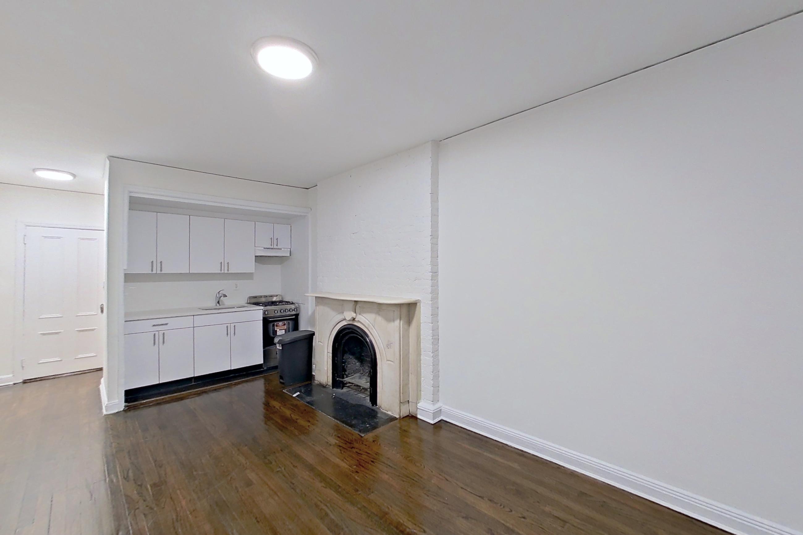 LIVING ROOM 2