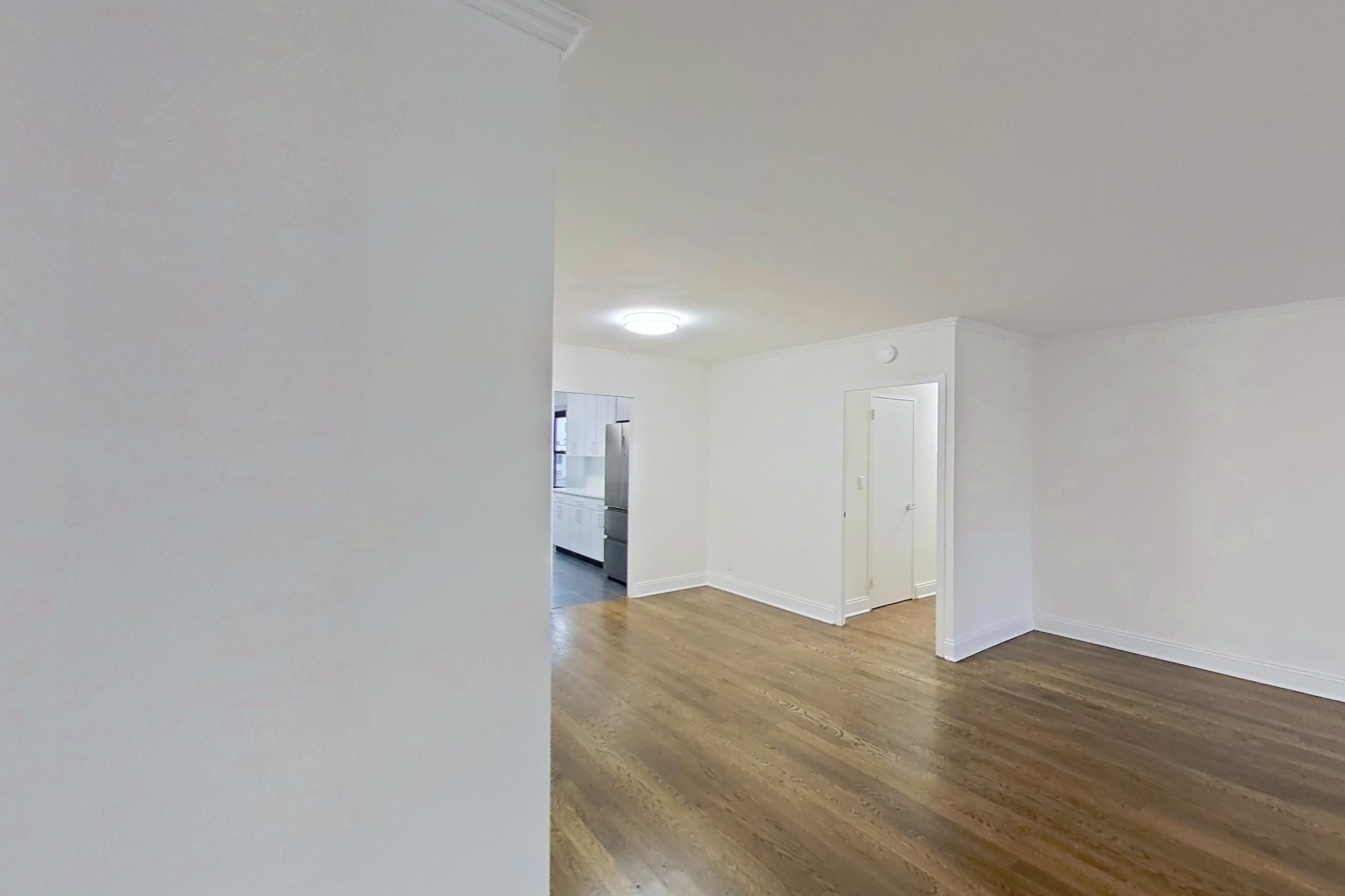 LIVING ROOM 3