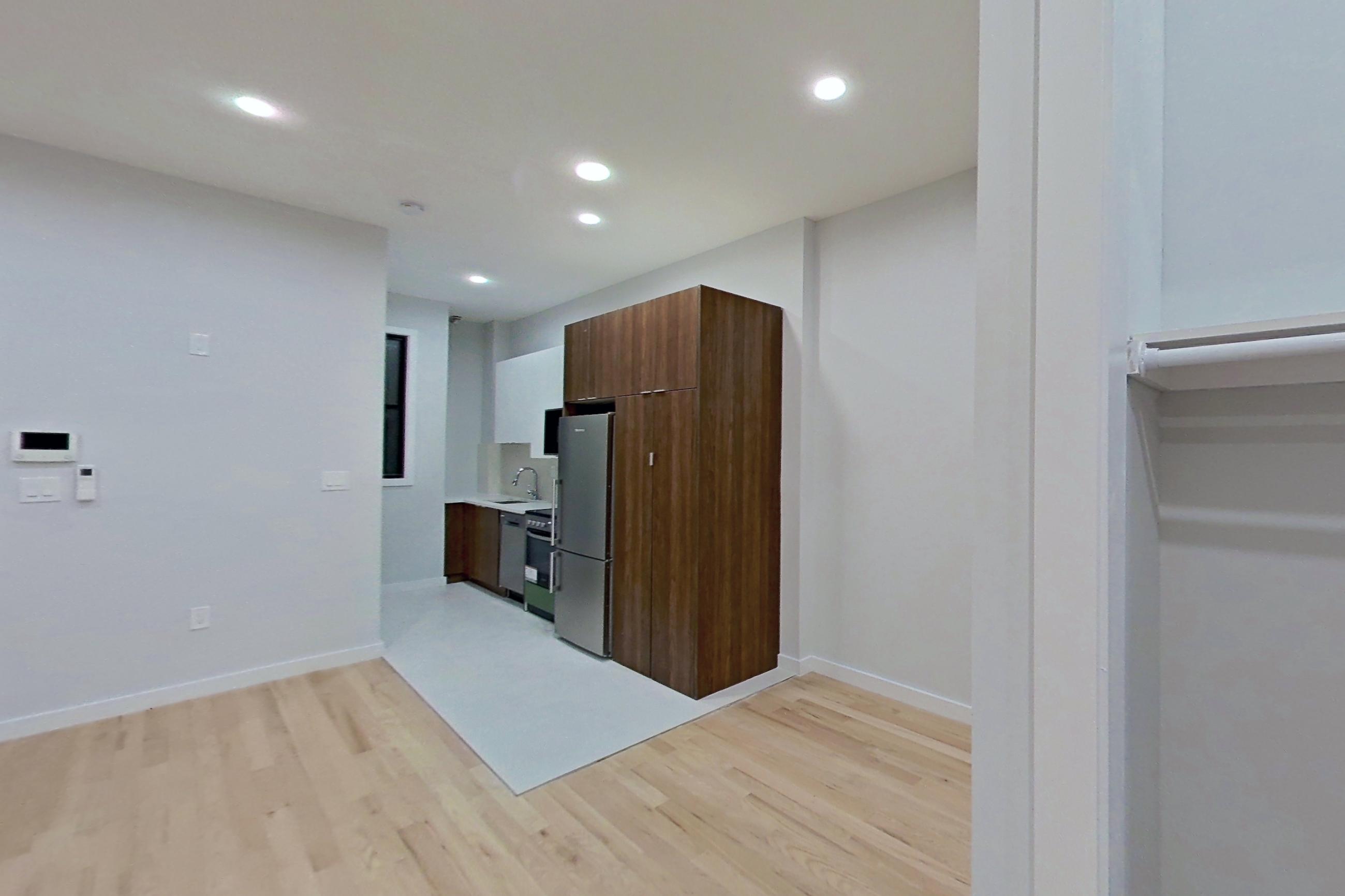 LIVING ROOM CLOSET