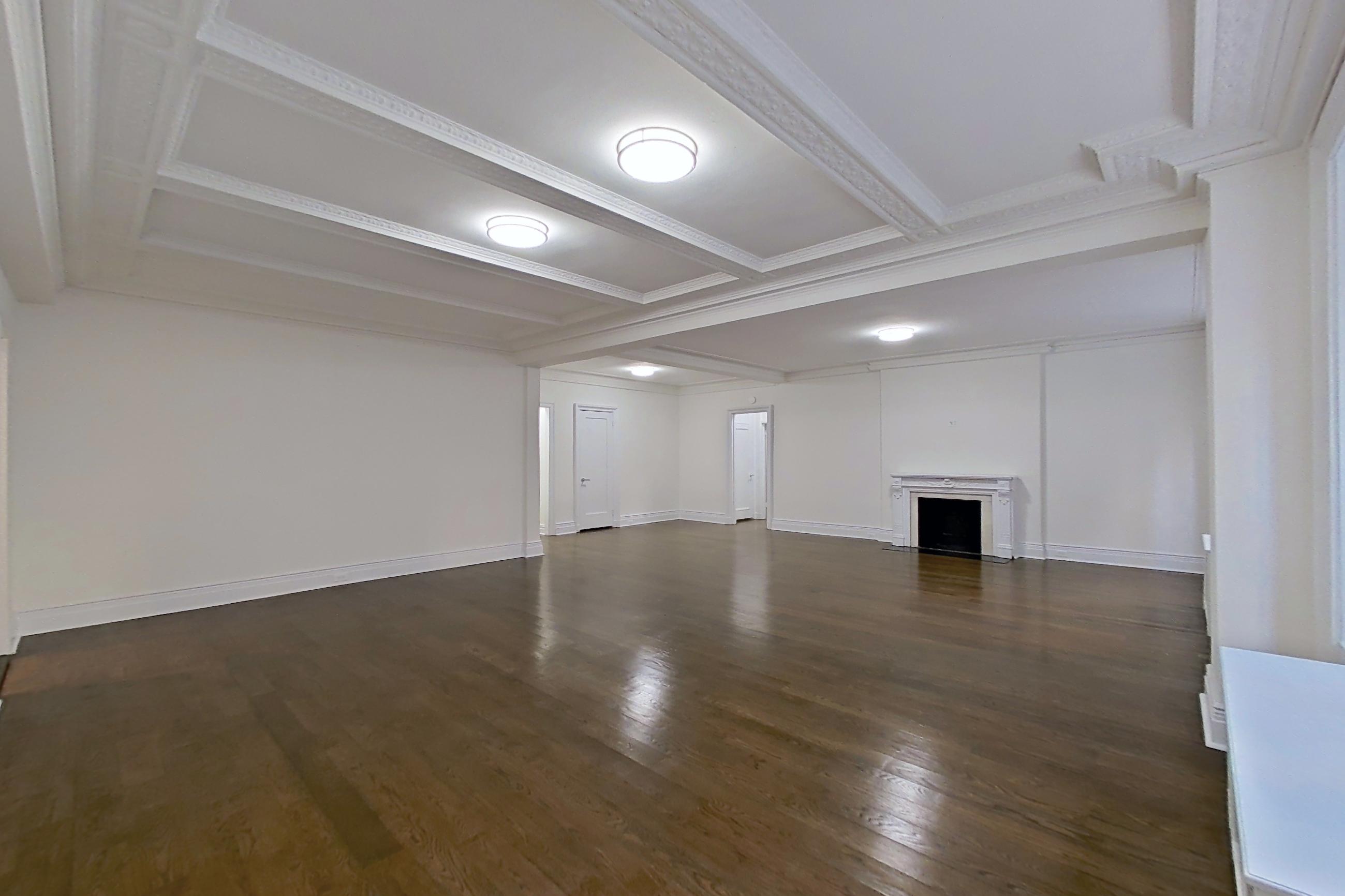 LIVING ROOM 4