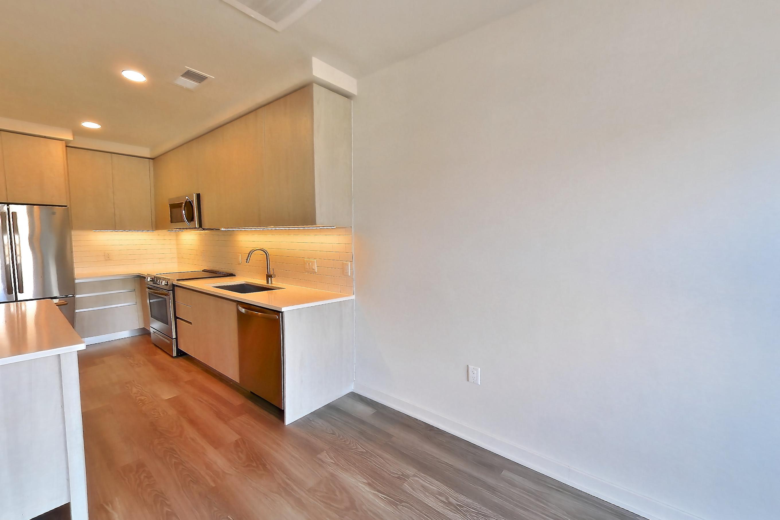 LIVING ROOM (representative of this floor plan)