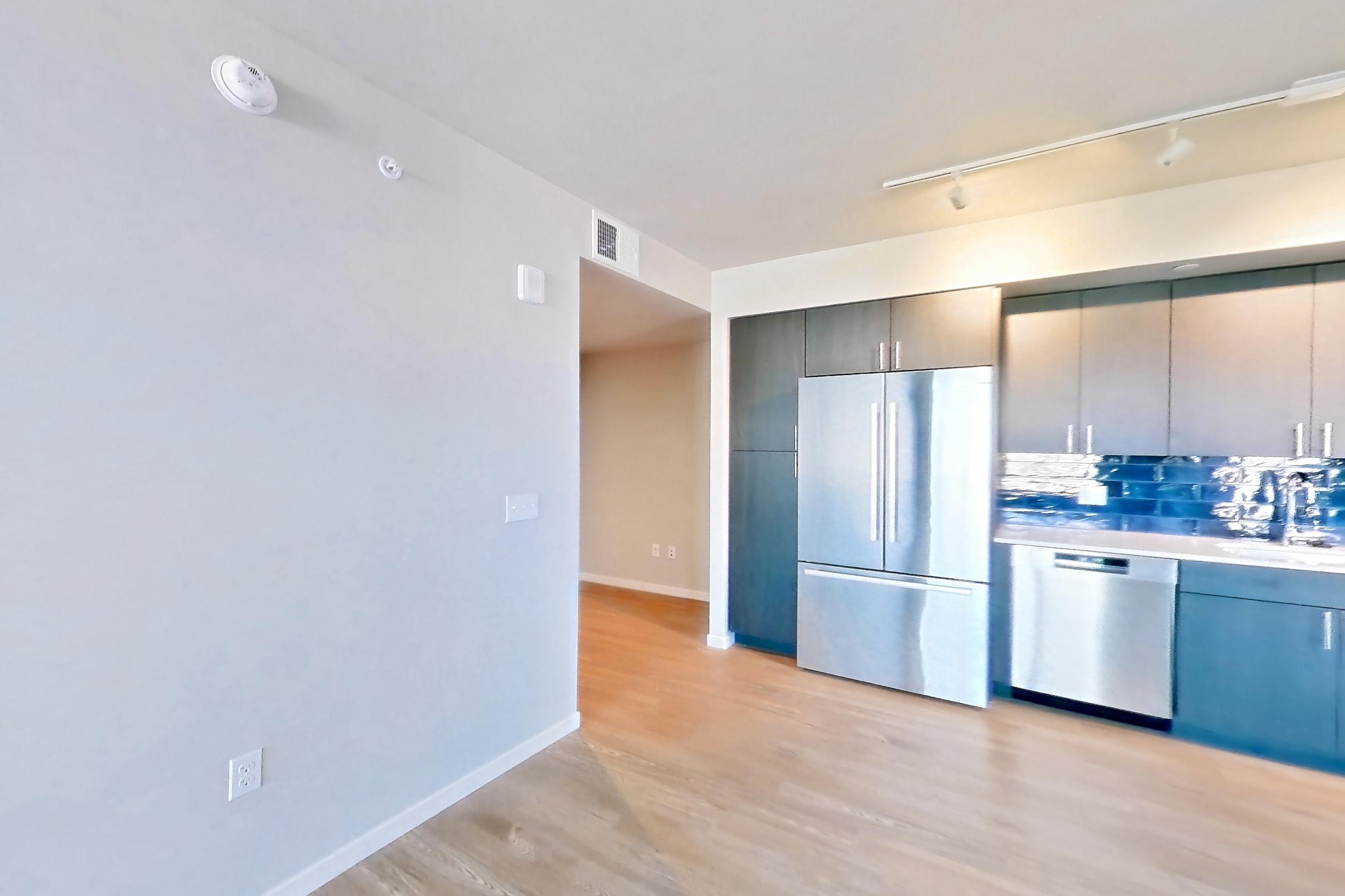 LIVING ROOM 1
