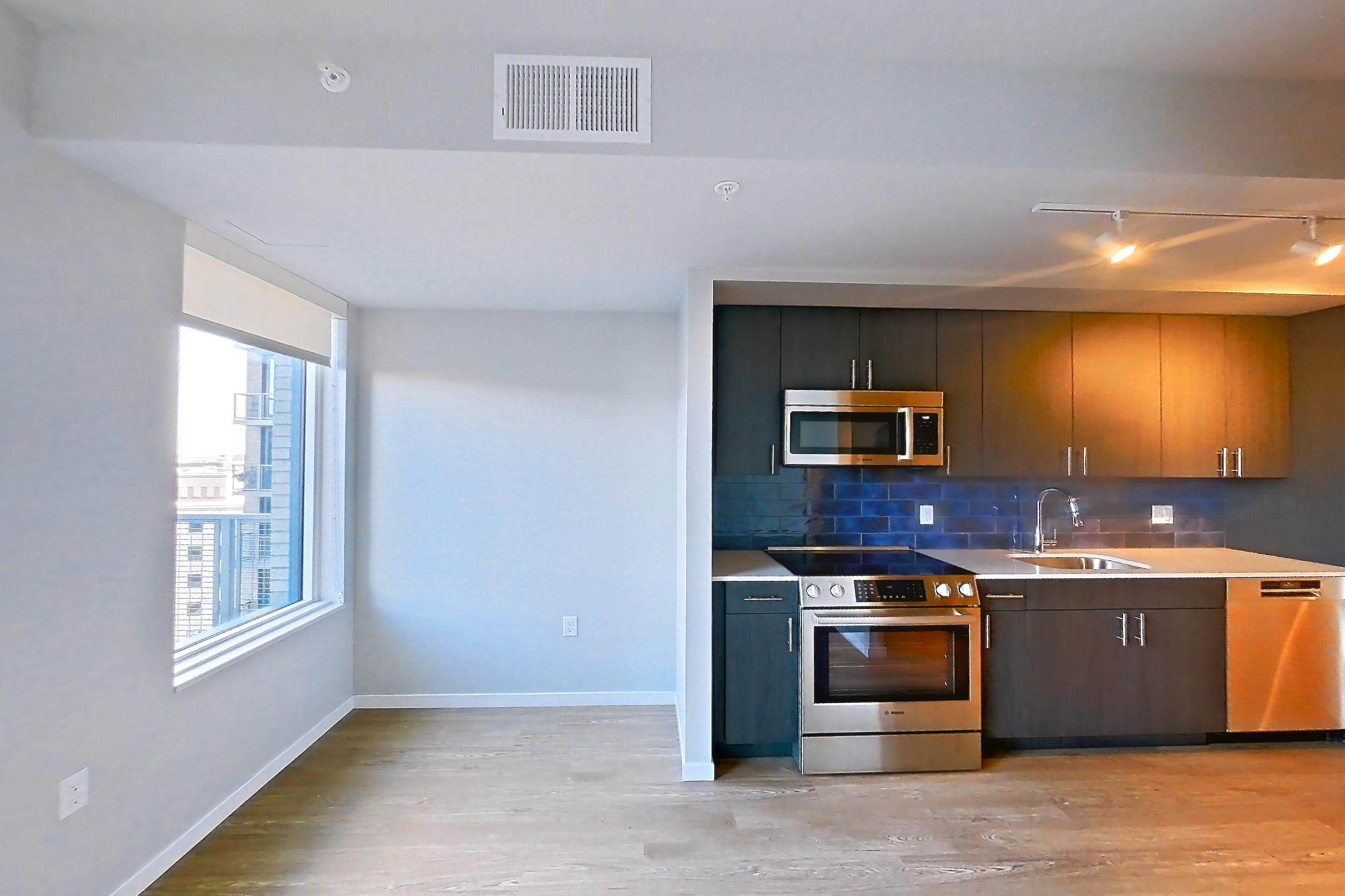 LIVING SPACE 2
