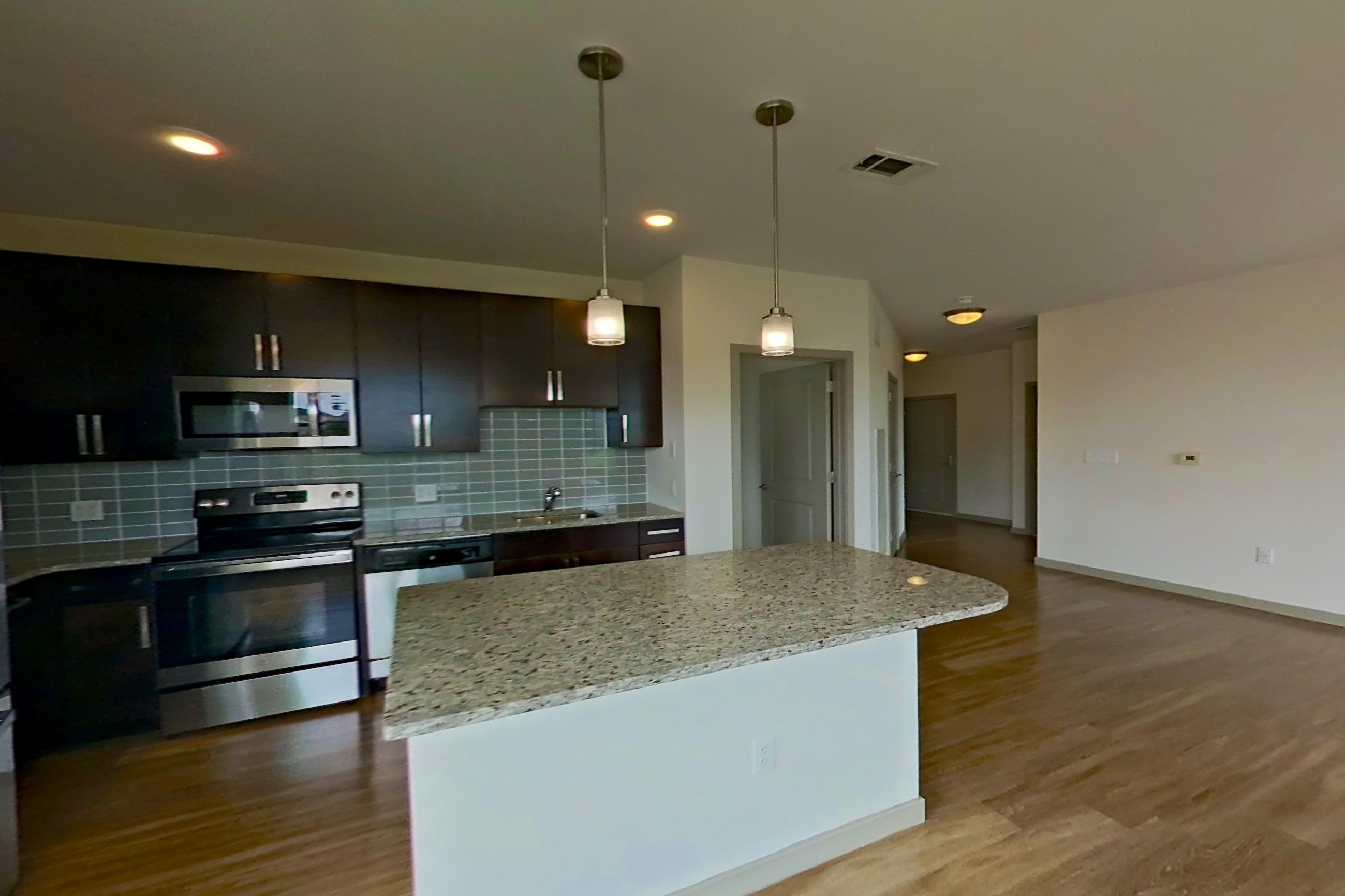 LIVING ROOM2
