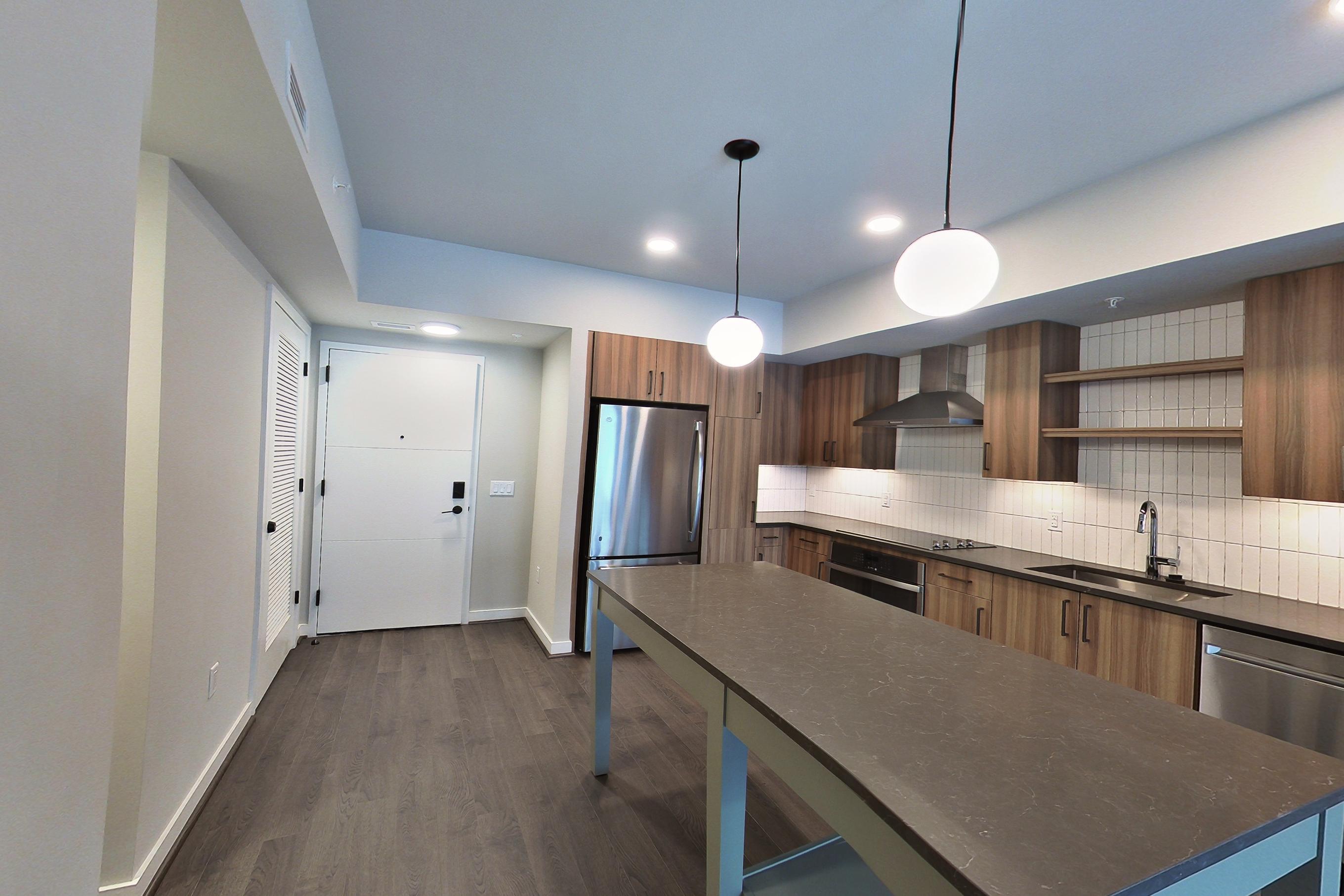 KITCHEN CLOSET
