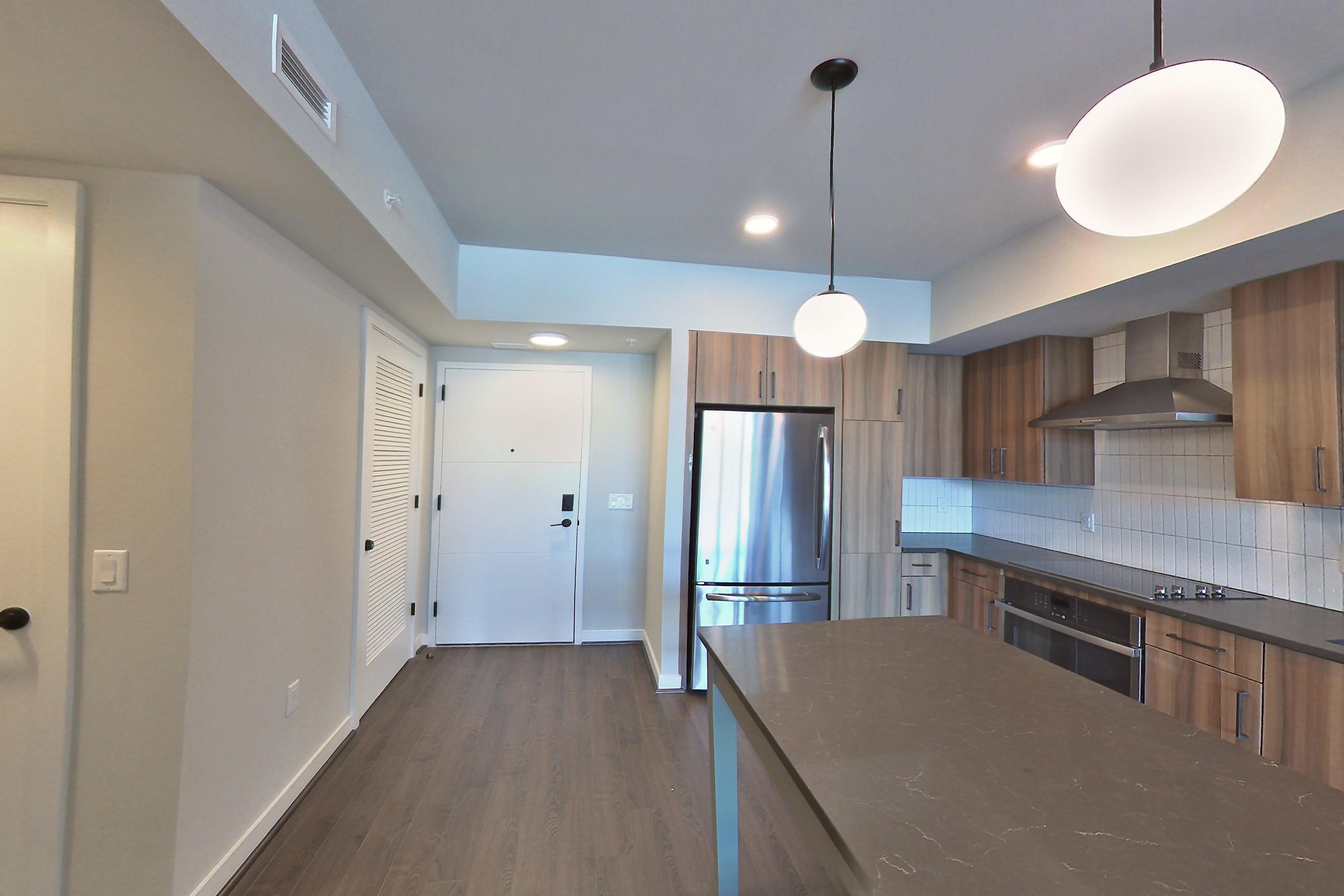 KITCHEN CLOSET