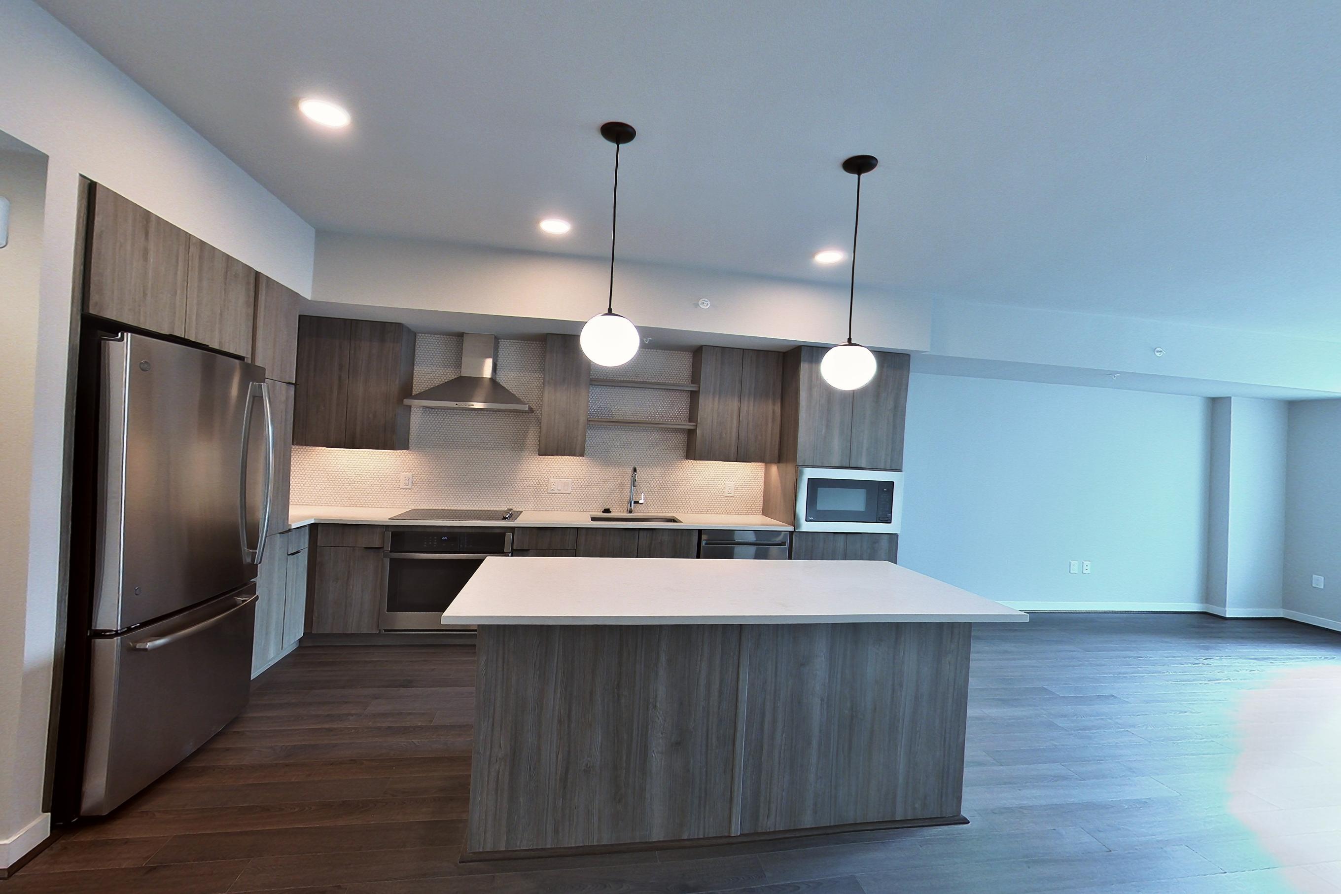 KITCHEN CLOSET