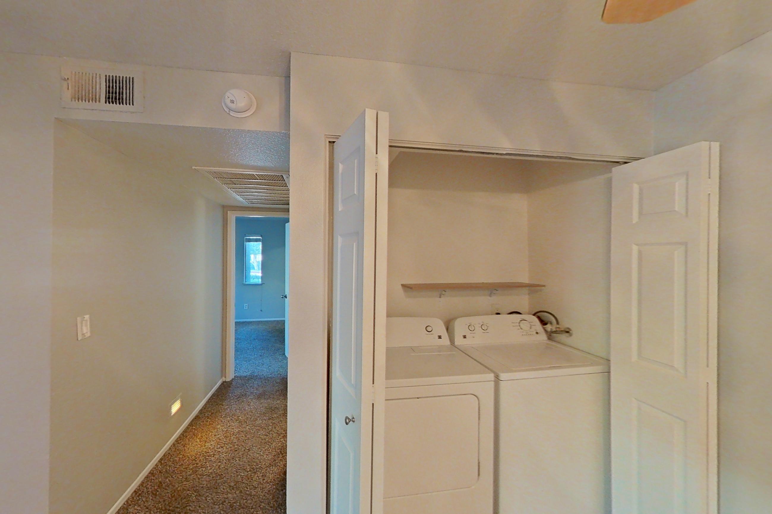 DINING AREA (representative of this floor plan)