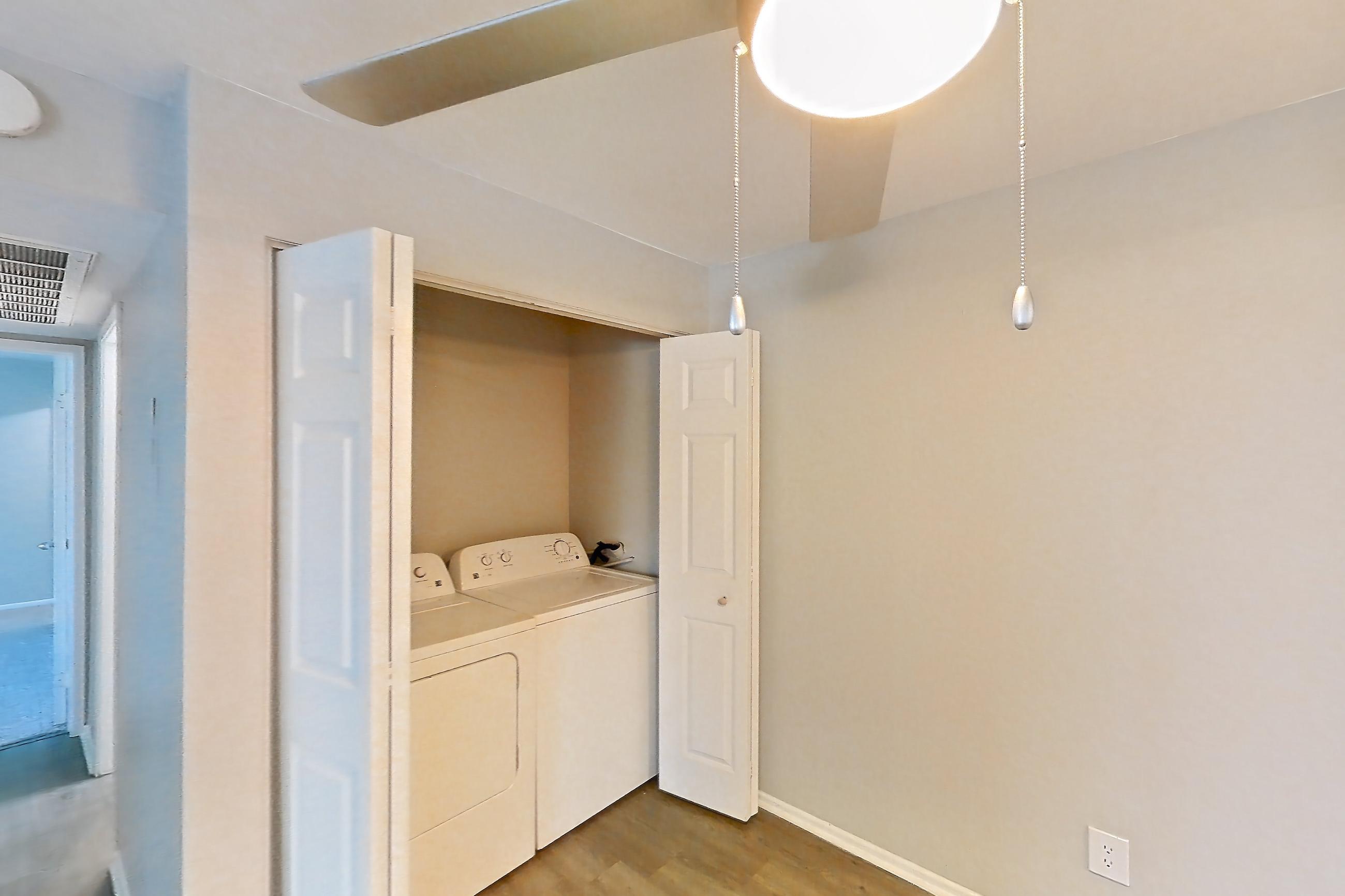 DINING ROOM (representative of this floor plan)