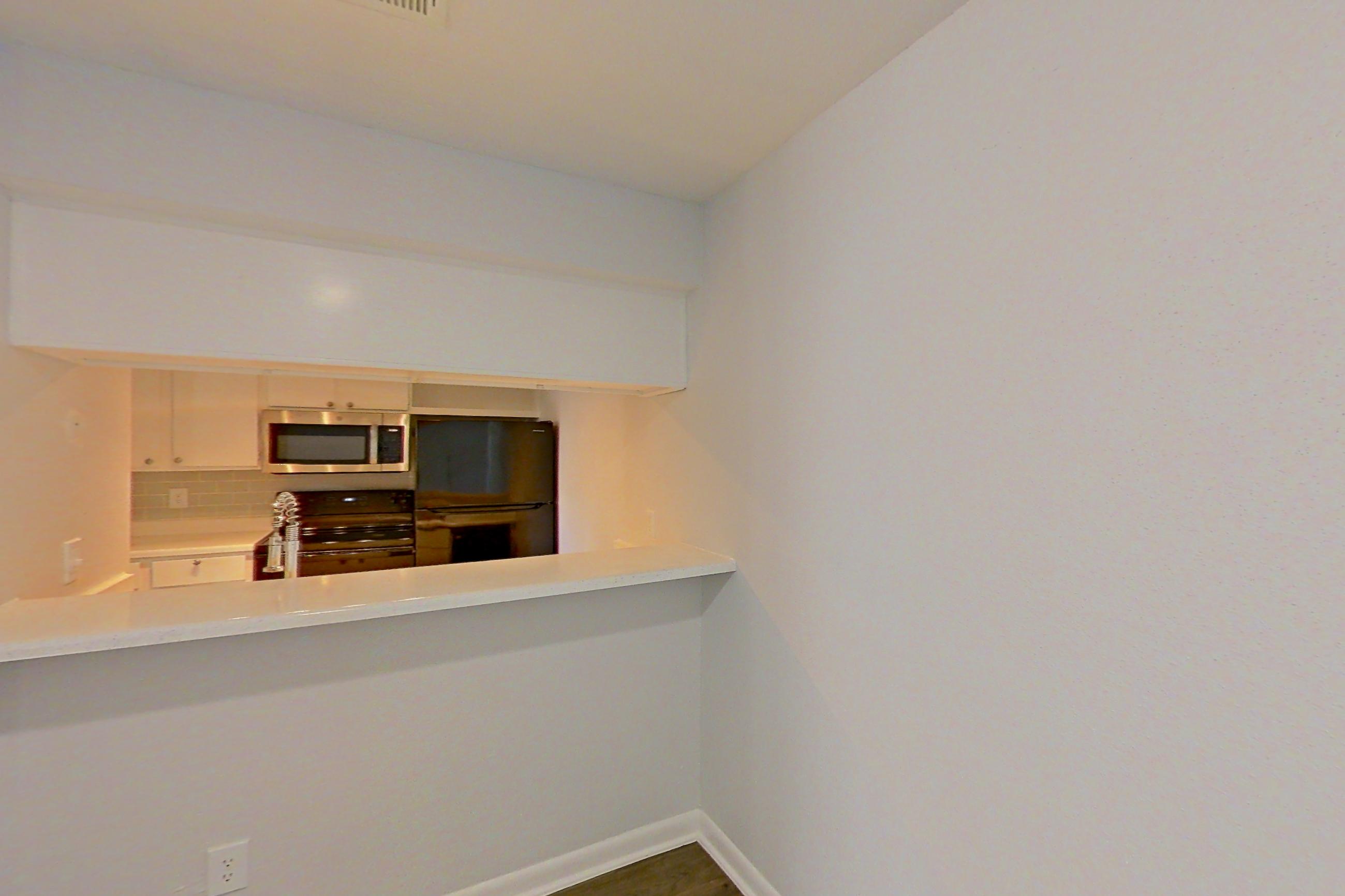 DINING ROOM (representative of this floor plan)