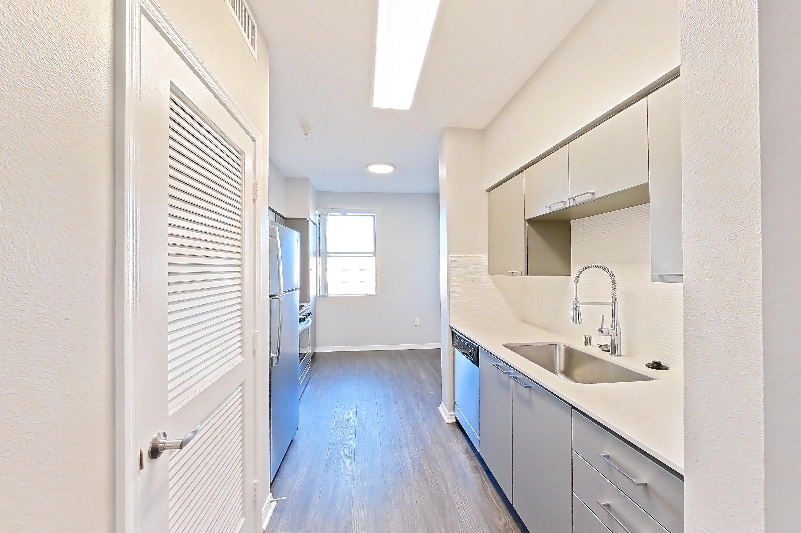 KITCHEN ENTRY