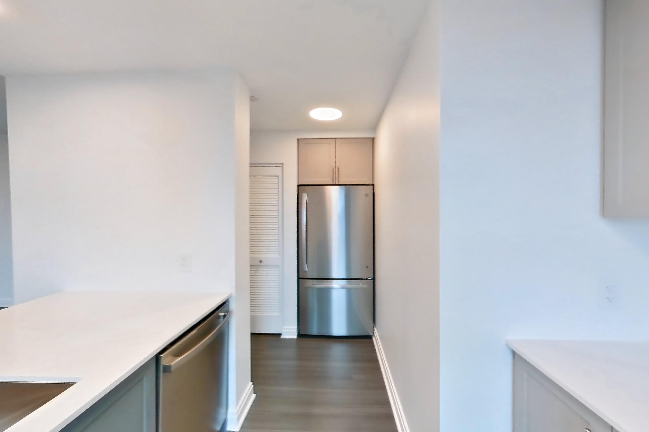 KITCHEN CONT