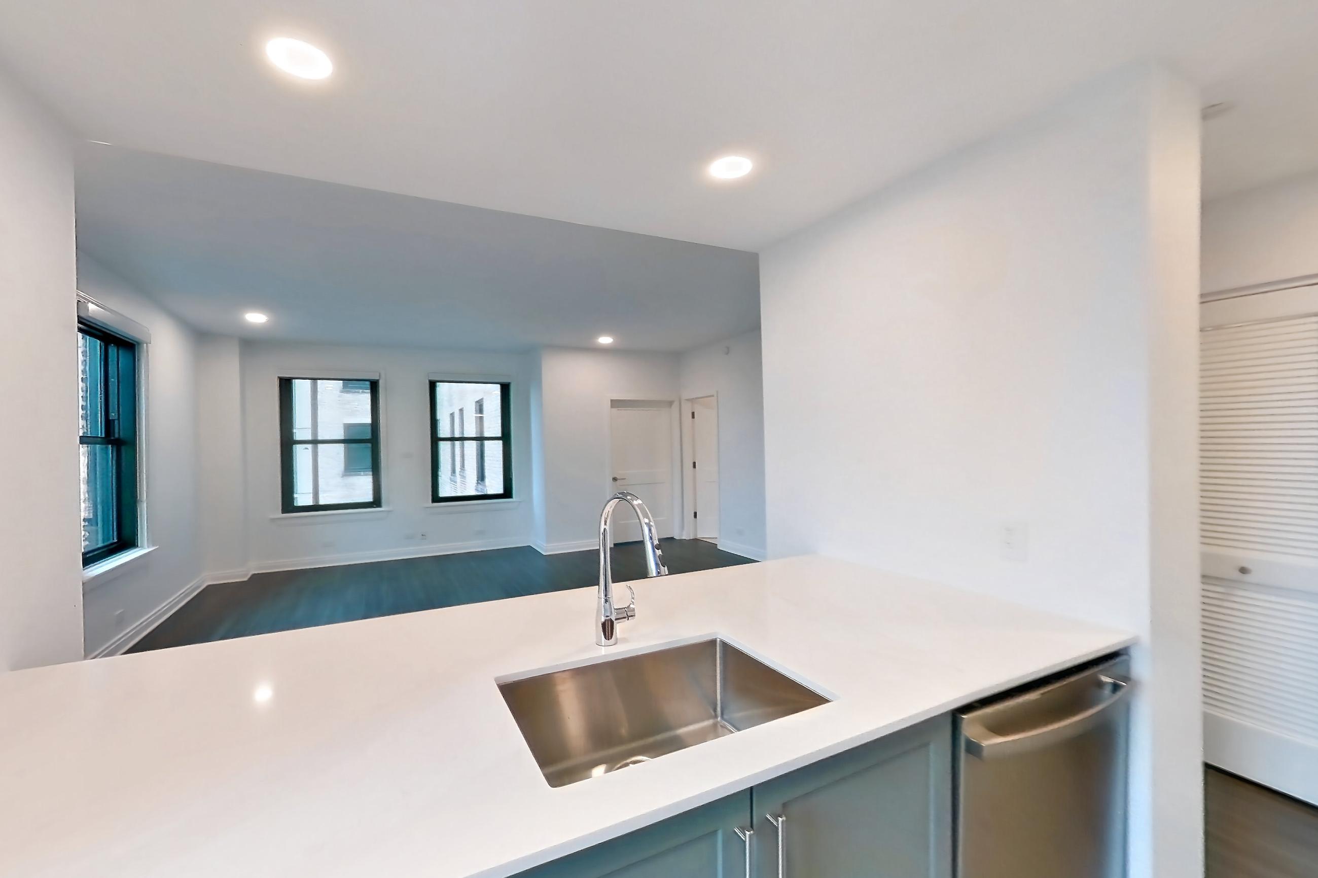 KITCHEN CONT