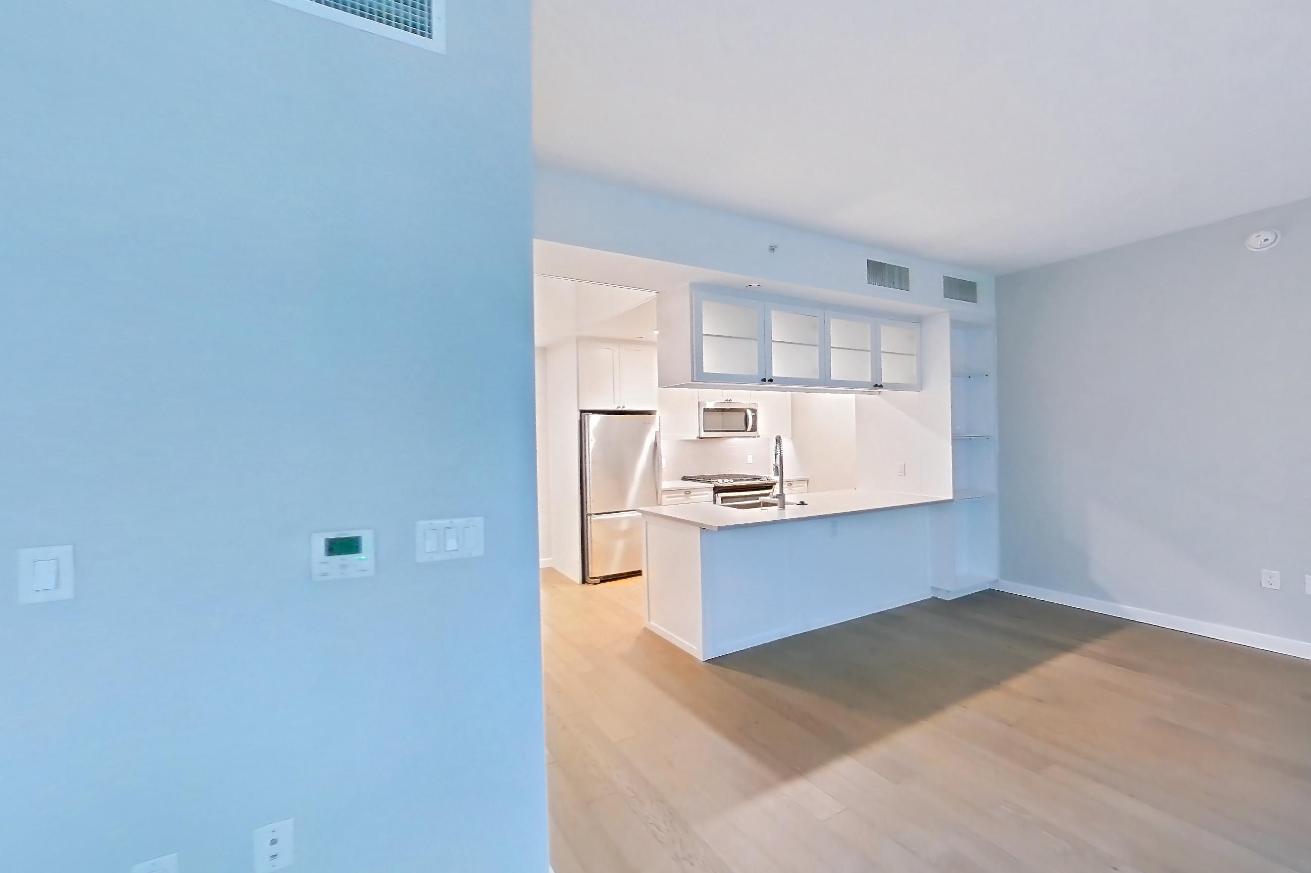 LIVING SPACE 2