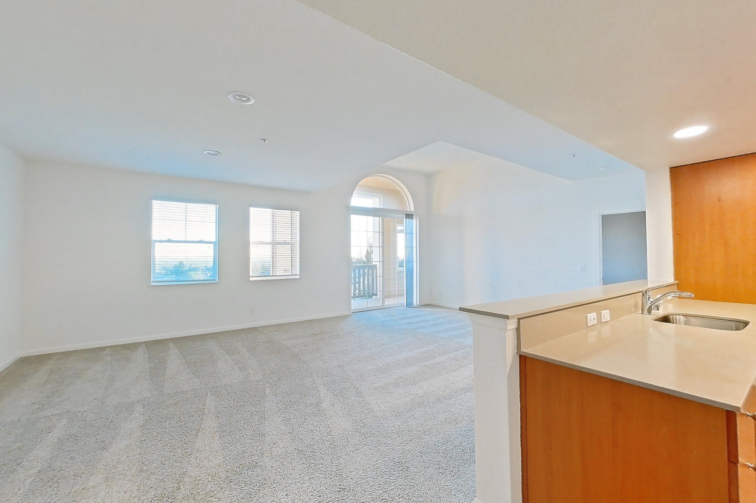 KITCHEN ENTRY