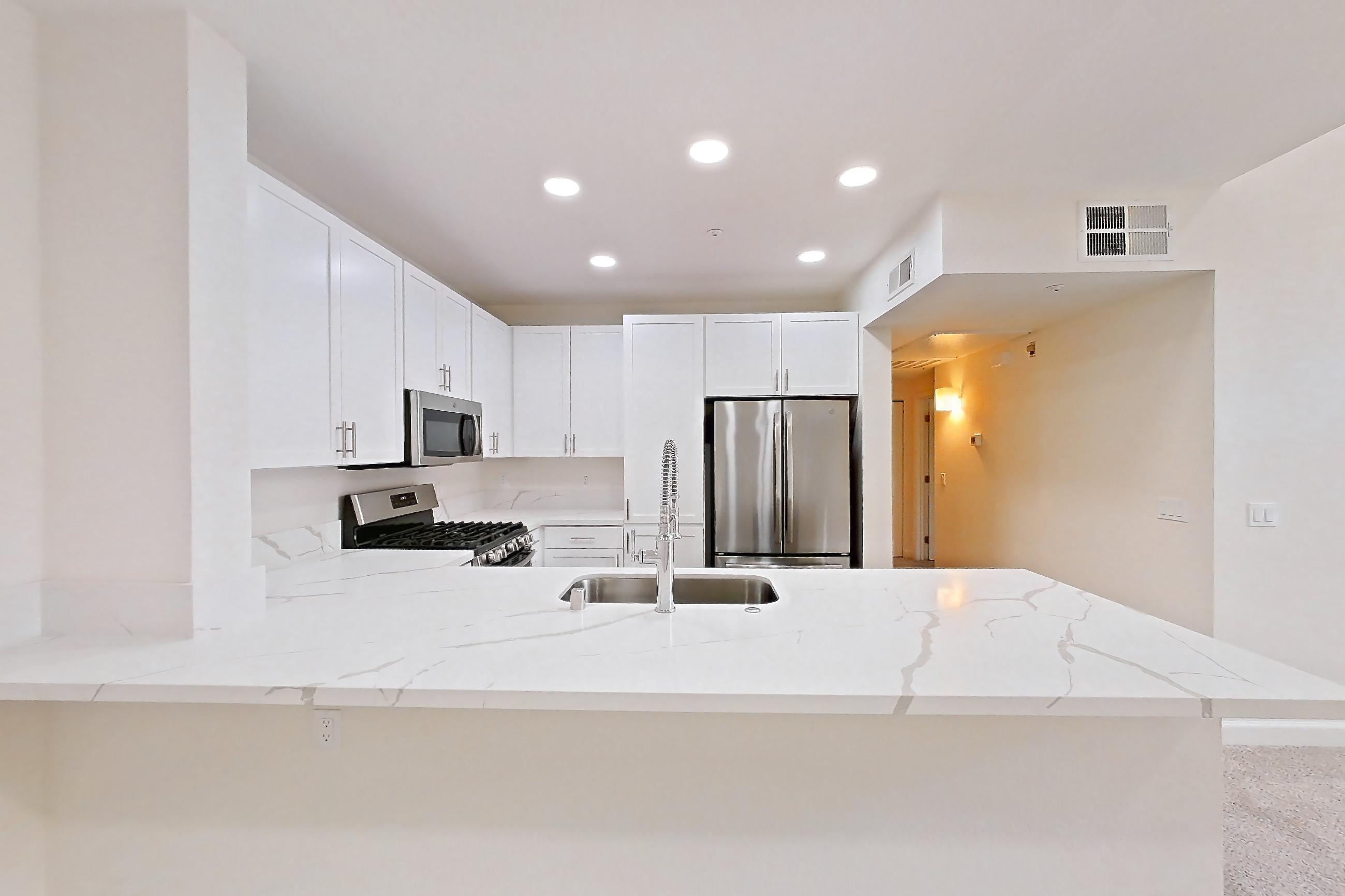 DINING ROOM (representative of this floor plan)
