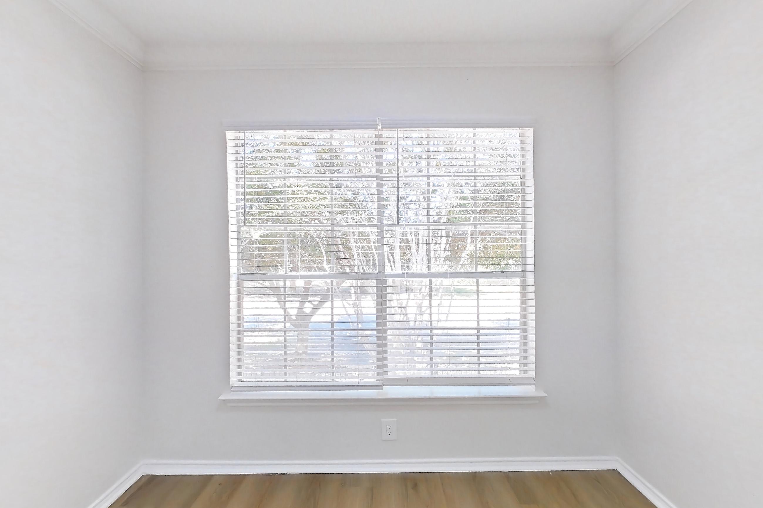 Dining room, Apartment 928 at Lantower Round Rock