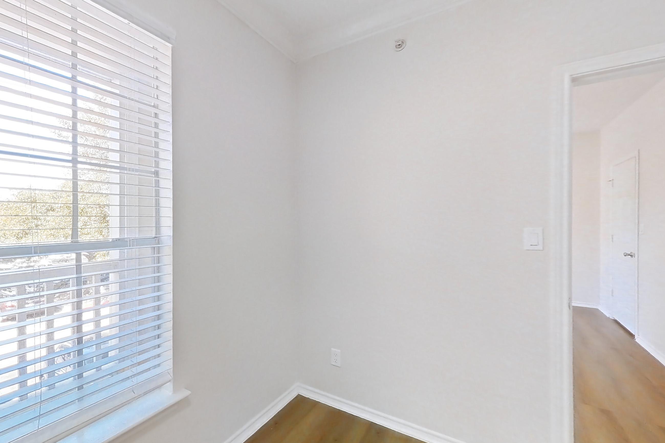 Dining room in Apartment 1521 at Lantower Round Rock, B4-U floor plan