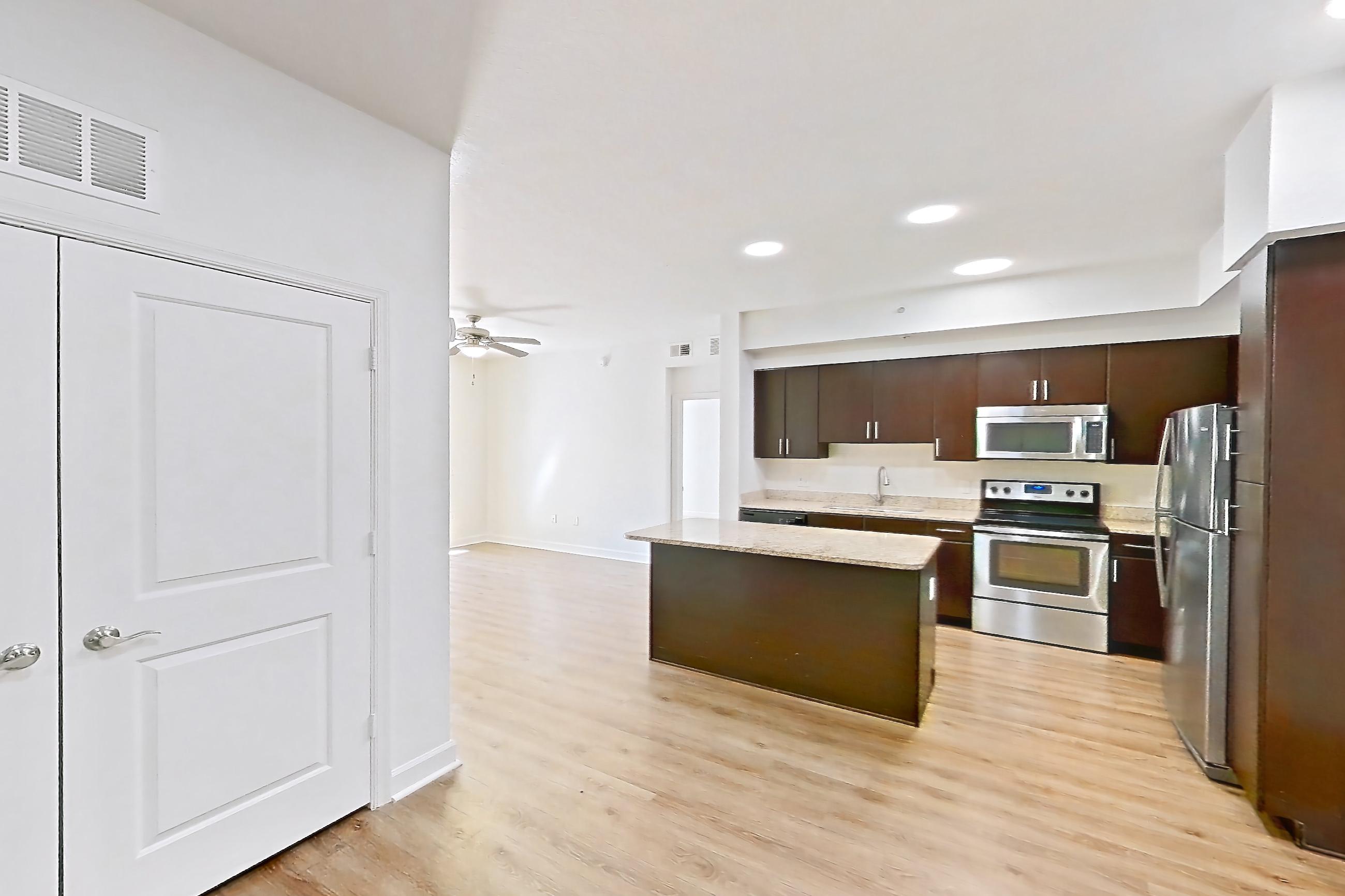 Dining room, Apartment 406 at Lantower Westshore