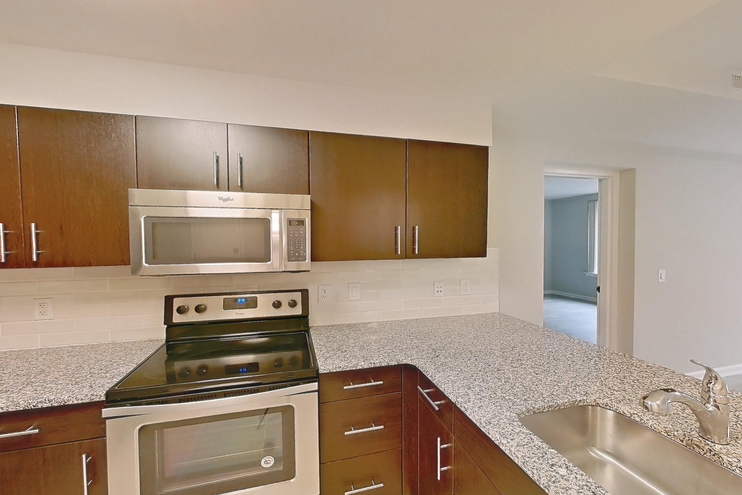 Kitchen in Apartment rt-0620 at RiverTrace at Port Imperial, B7 floor plan