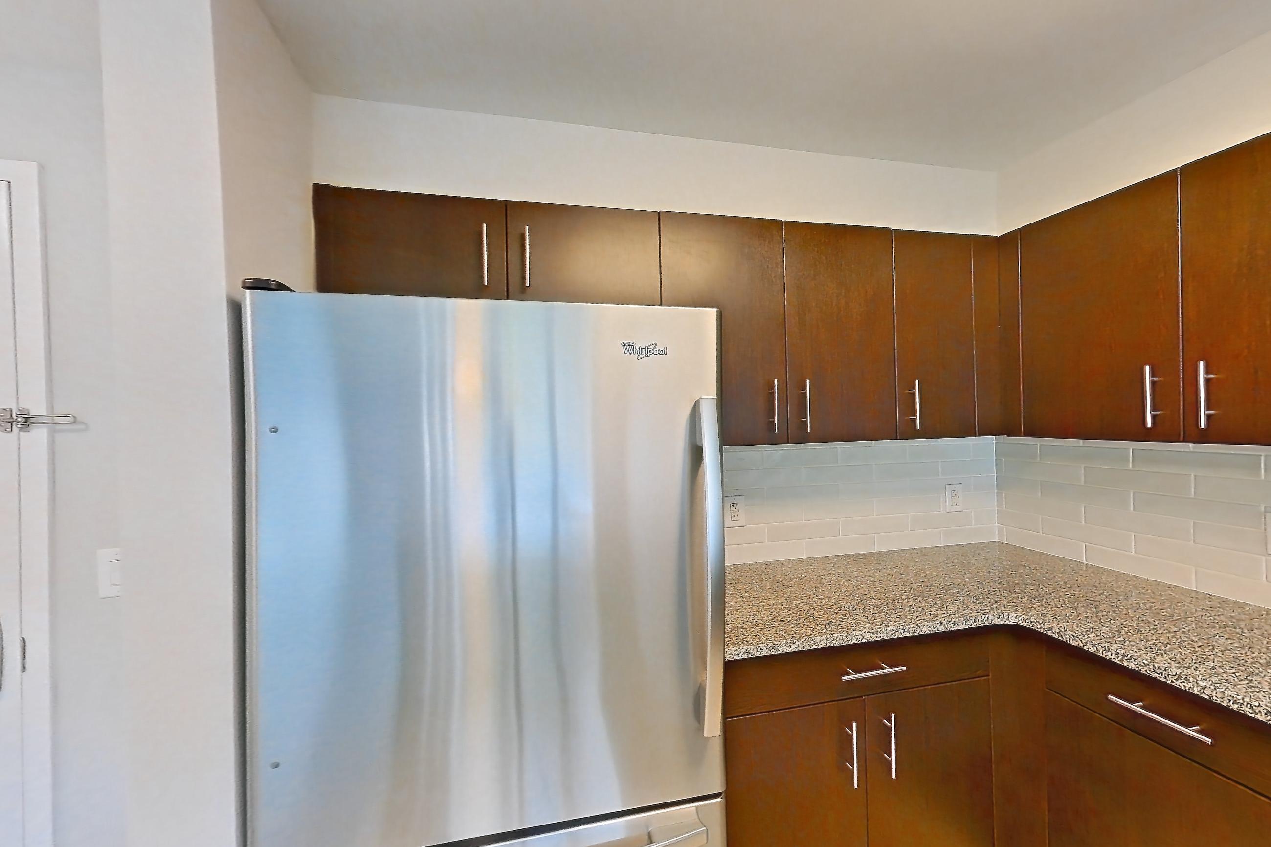 Kitchen in Apartment rt-1131 at RiverTrace at Port Imperial, B5 floor plan