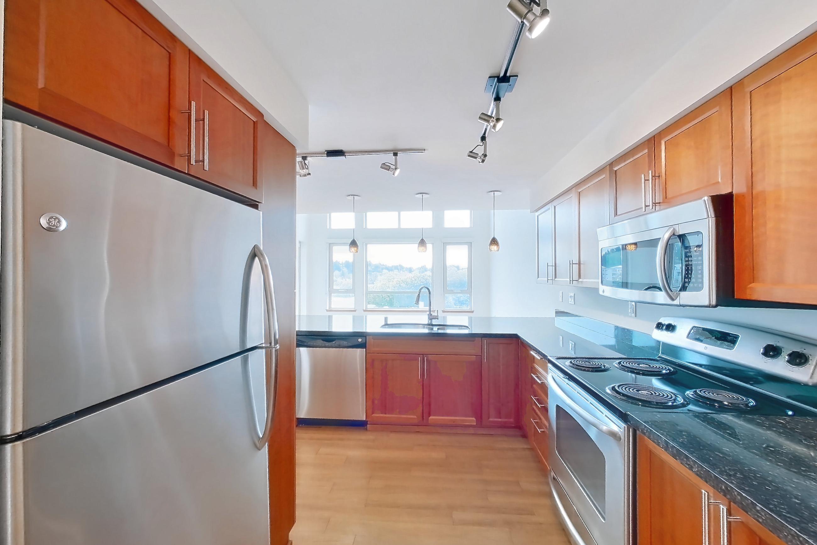 KITCHEN CORNER