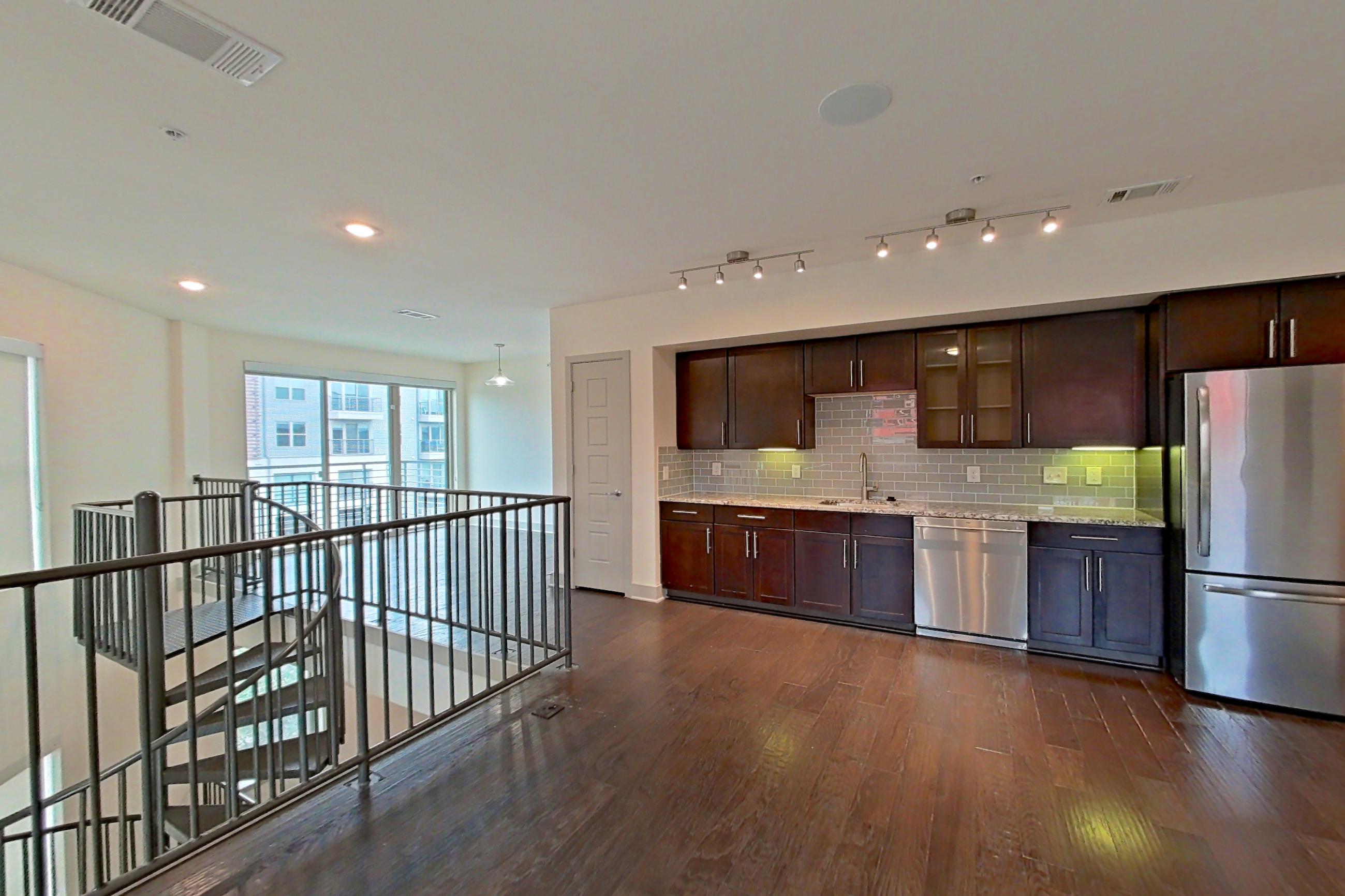 LIVING ROOM L3
