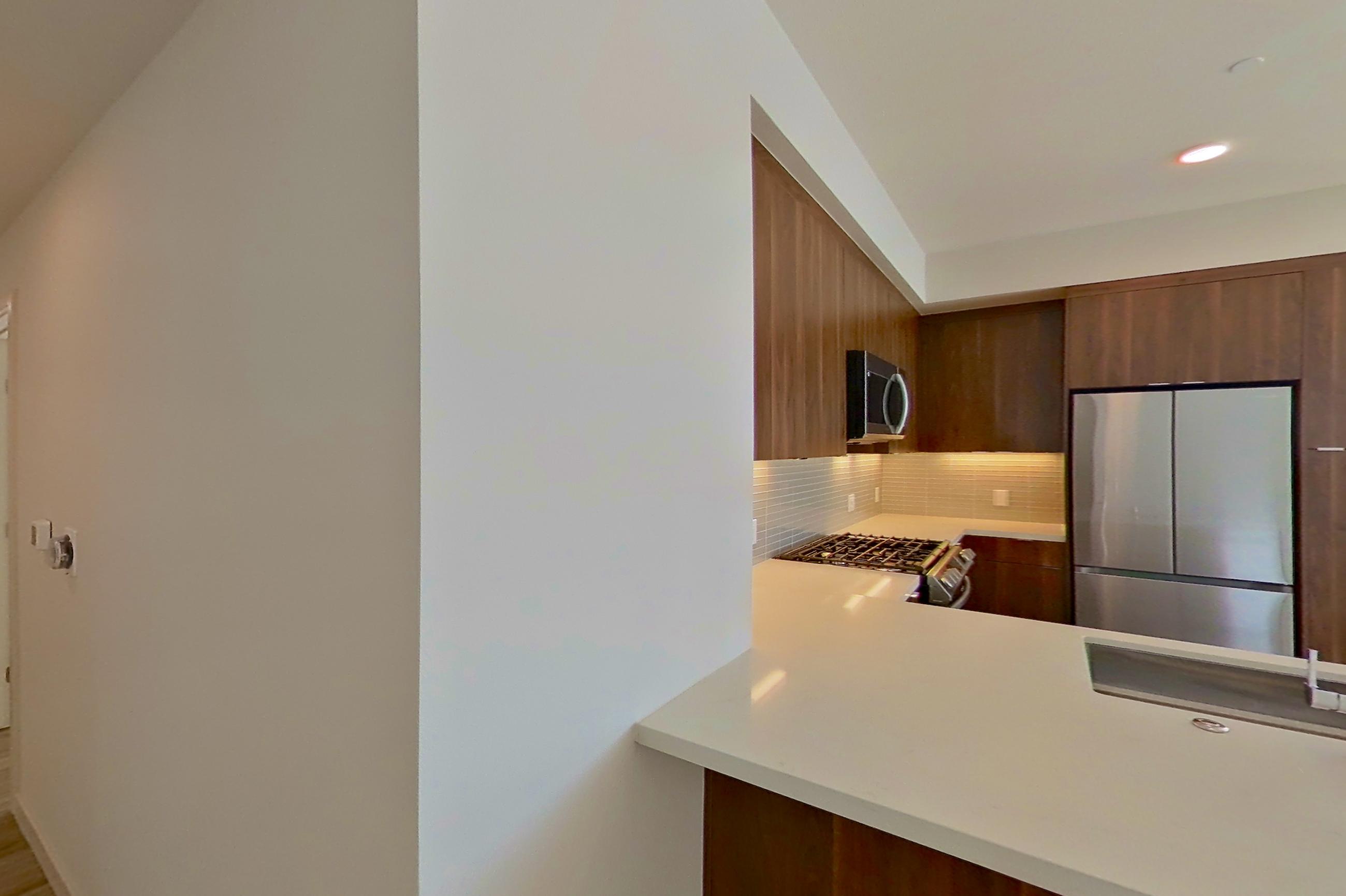 LIVING SPACE HALLWAY