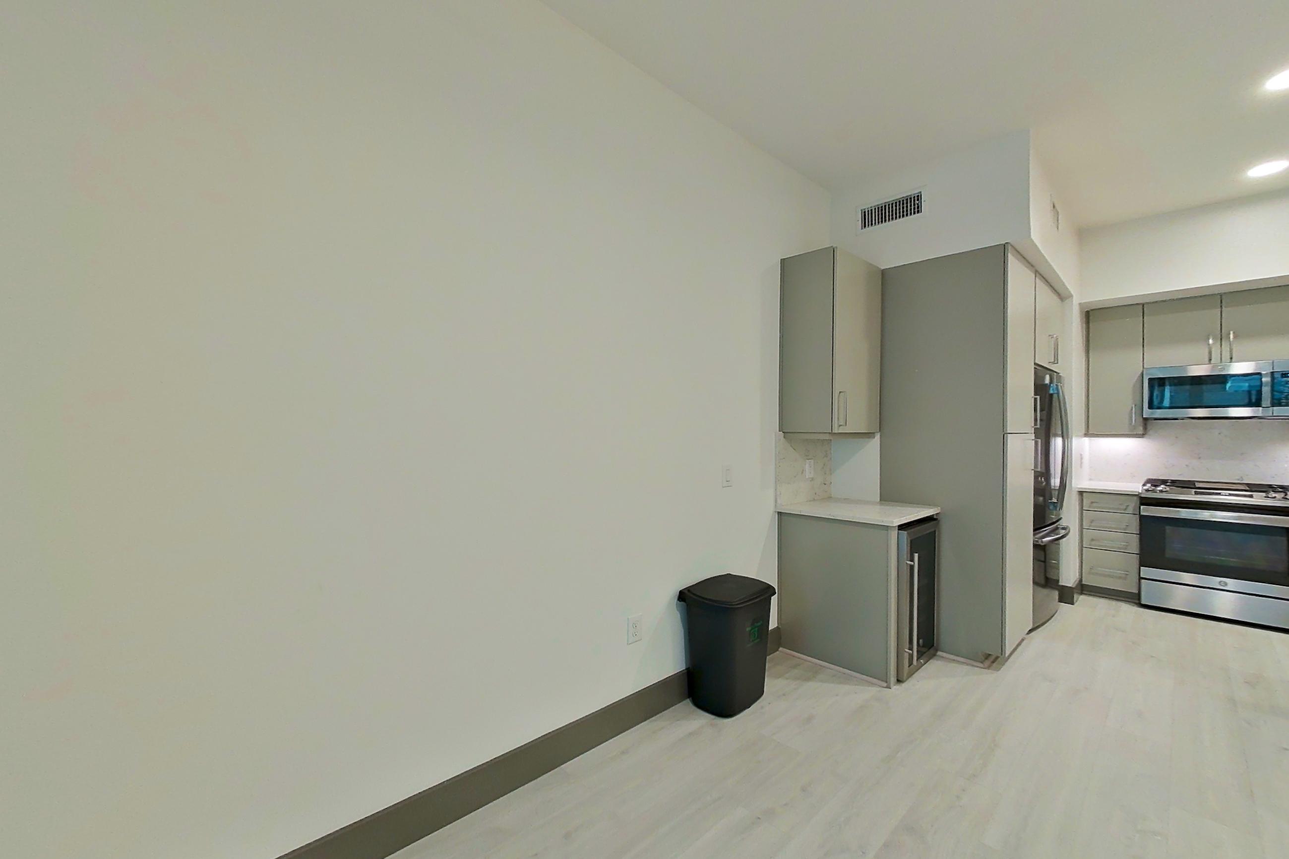 LIVING ROOM (representative of this floor plan)