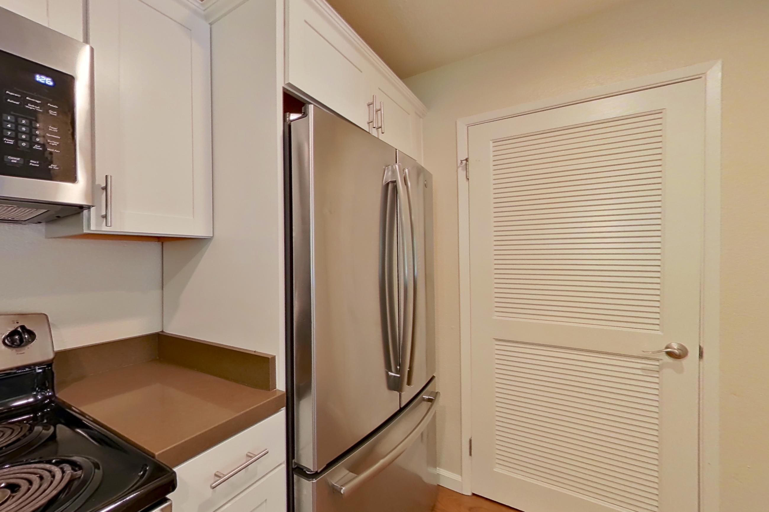 KITCHEN (representative of this floor plan)