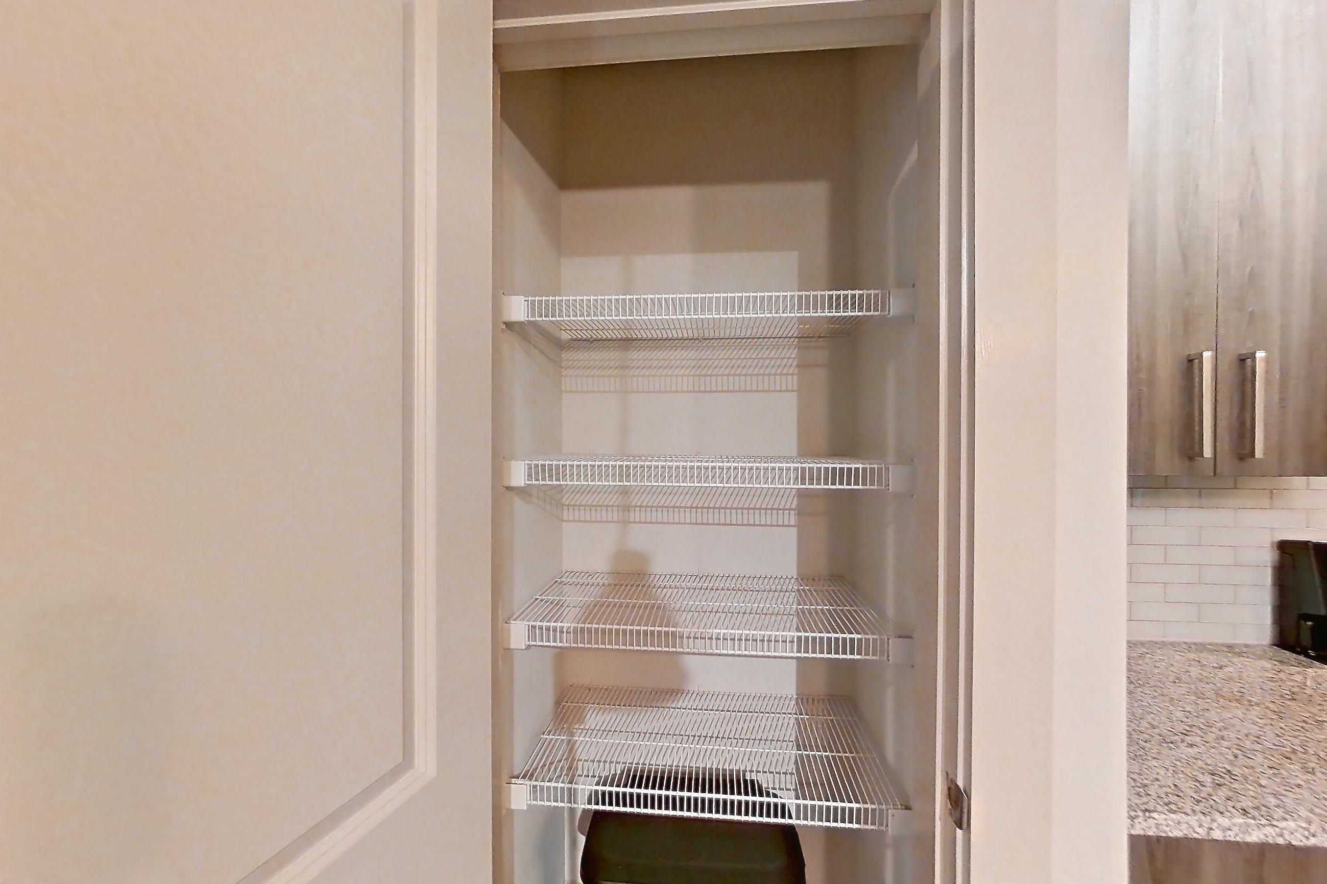 KITCHEN PANTRY