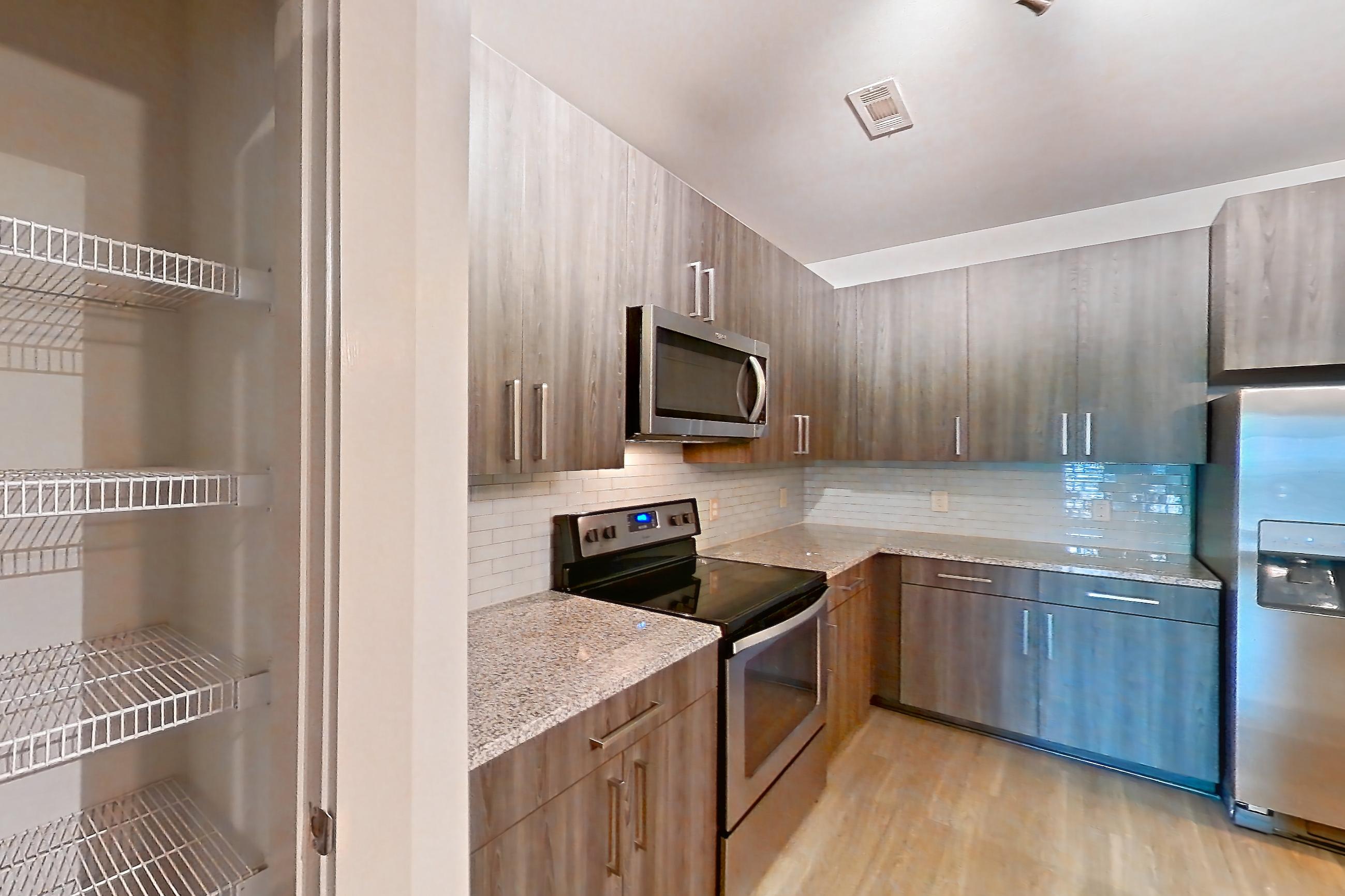 KITCHEN PANTRY