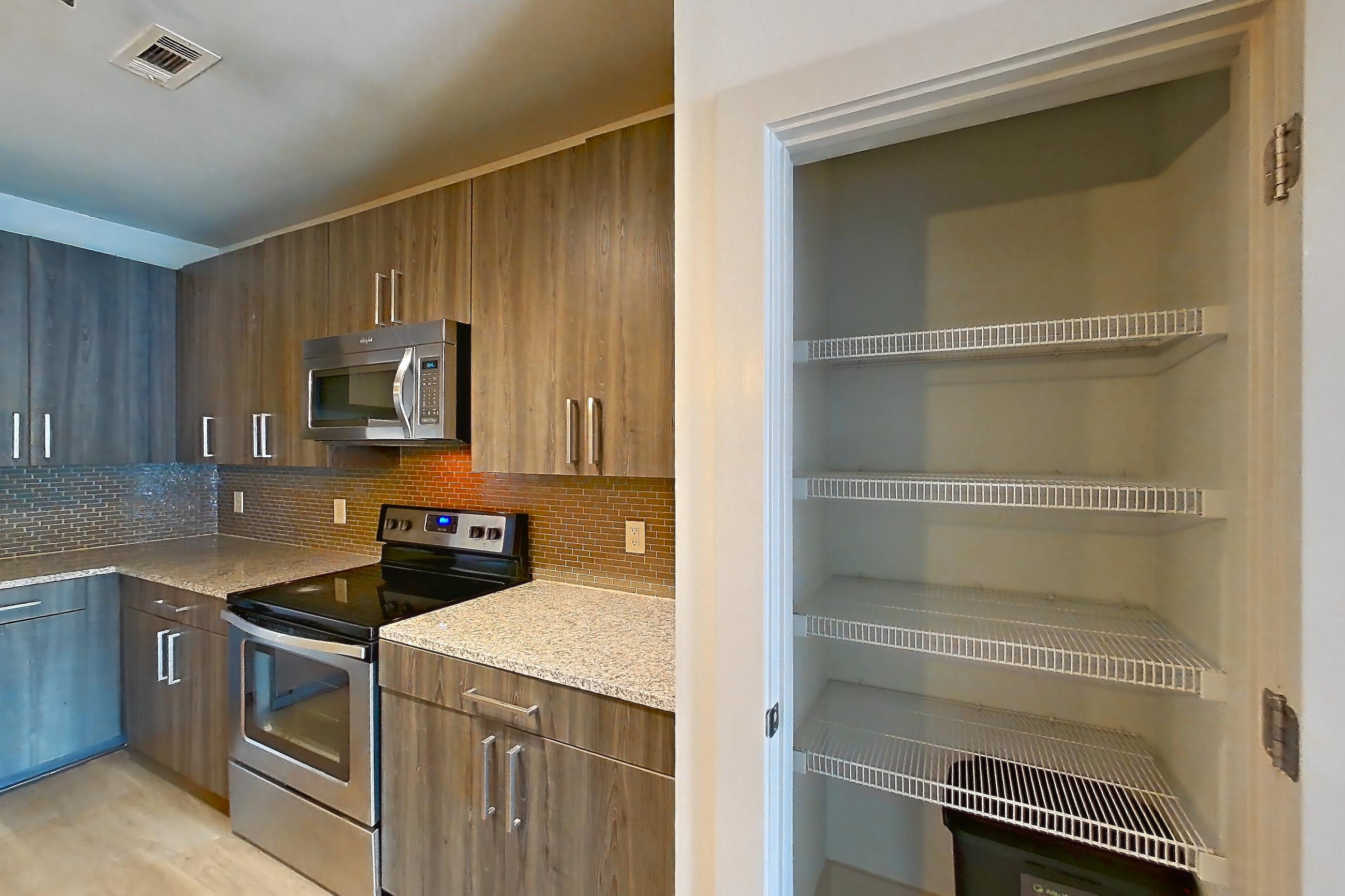 KITCHEN PANTRY