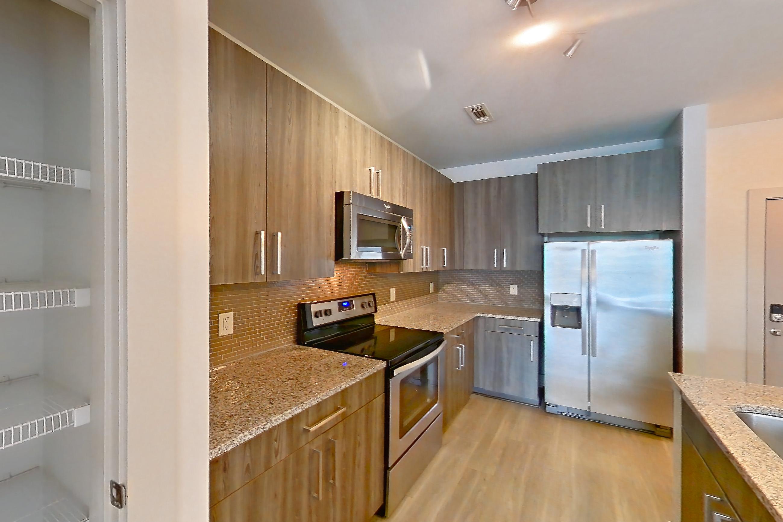 KITCHEN PANTRY