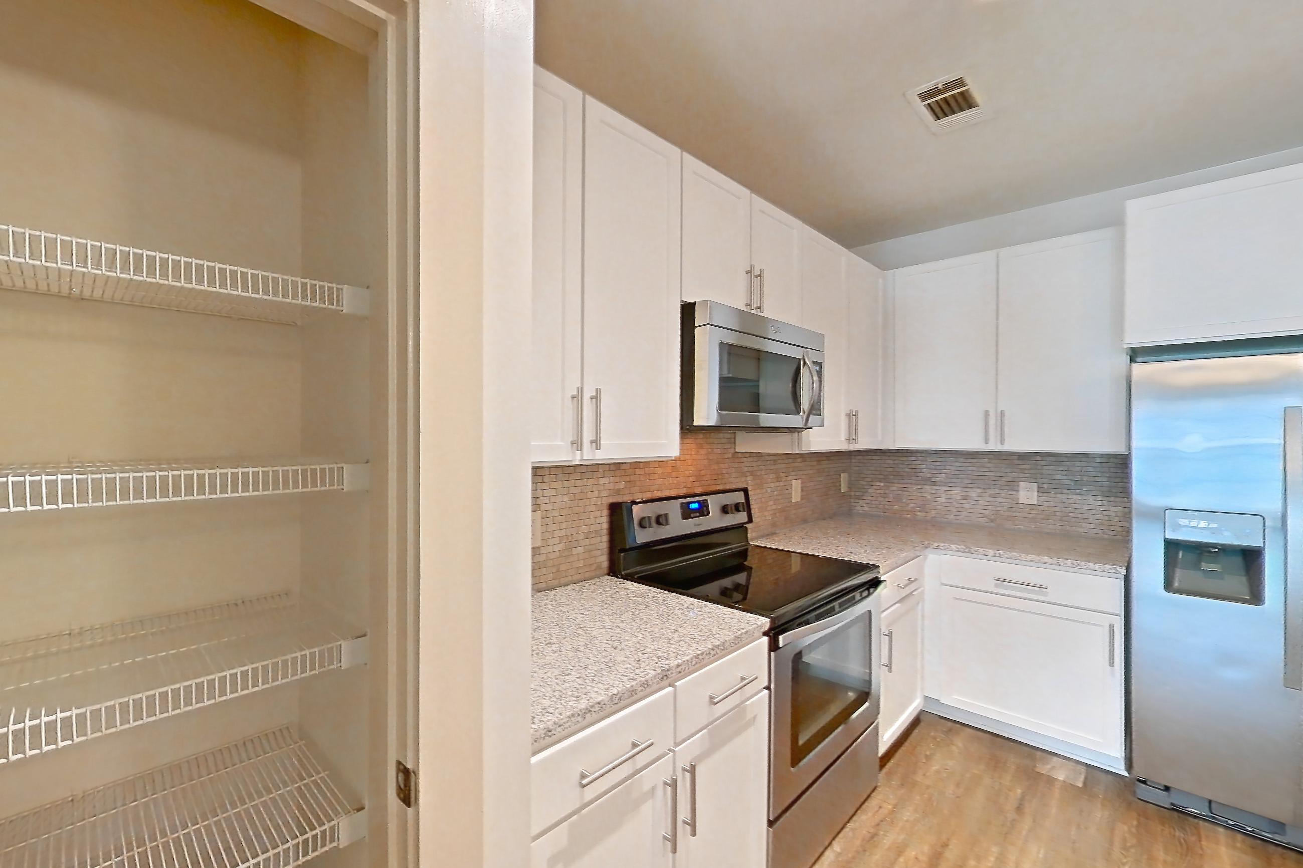 KITCHEN PANTRY