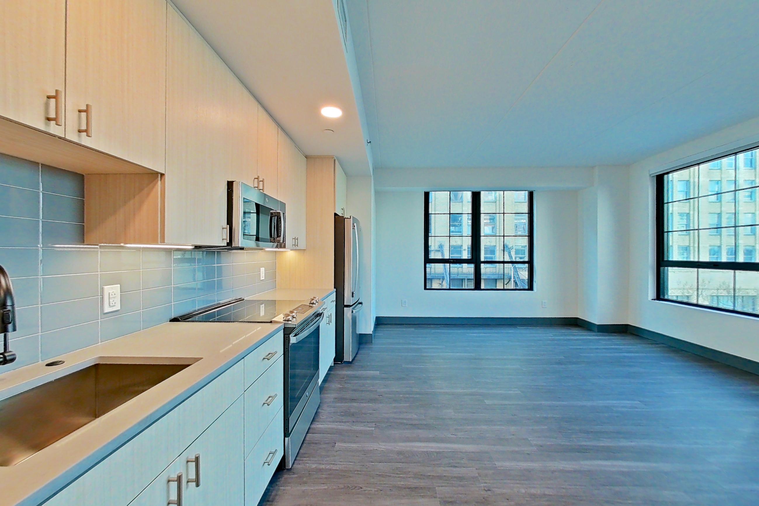 KITCHEN ENTRY