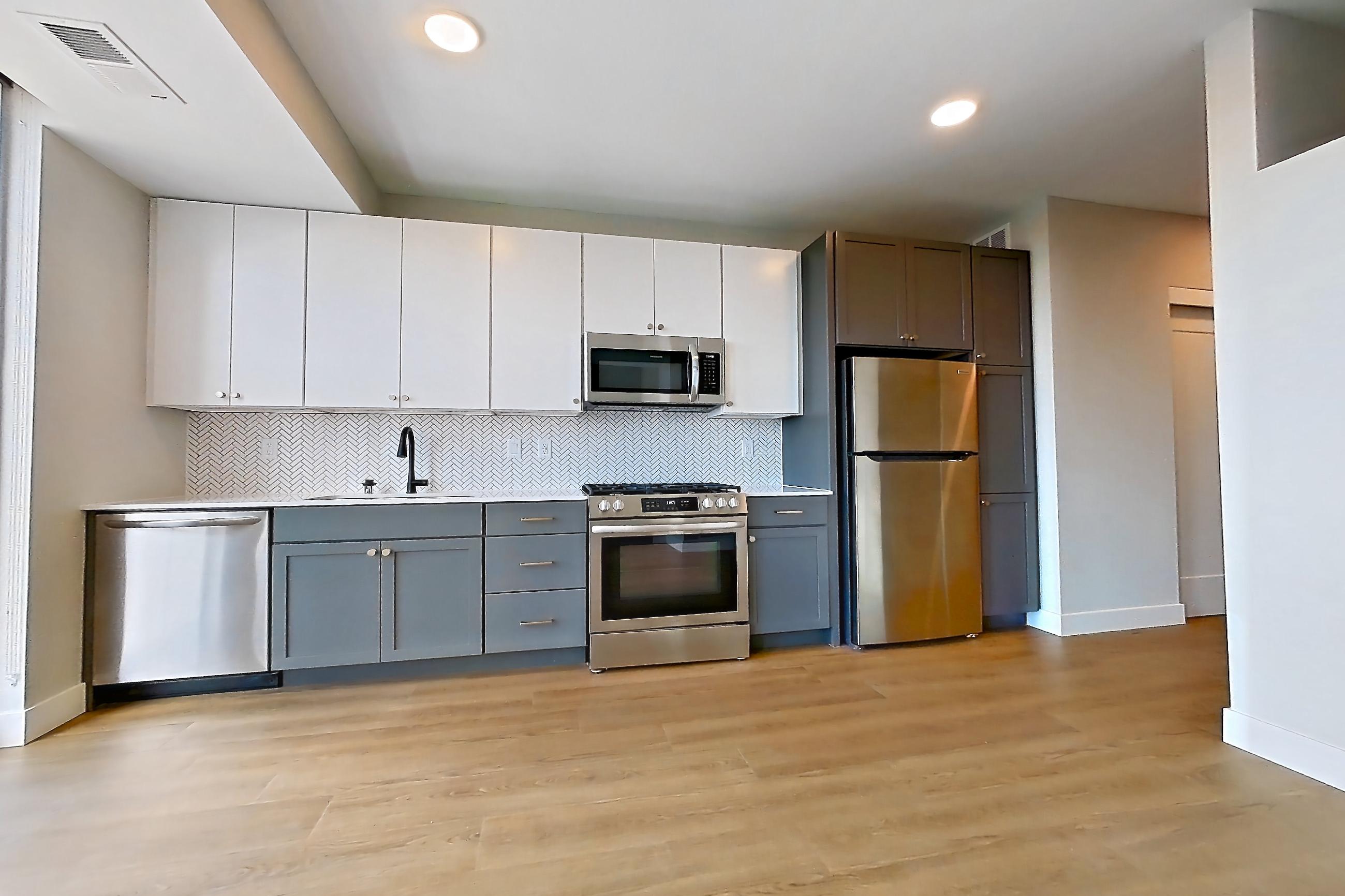 LIVING ROOM (representative of this floor plan)