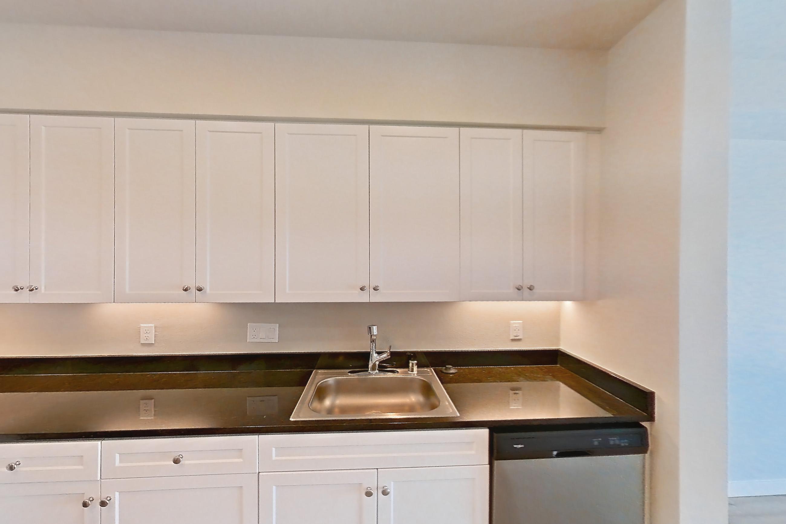 KITCHEN (representative of this floor plan)