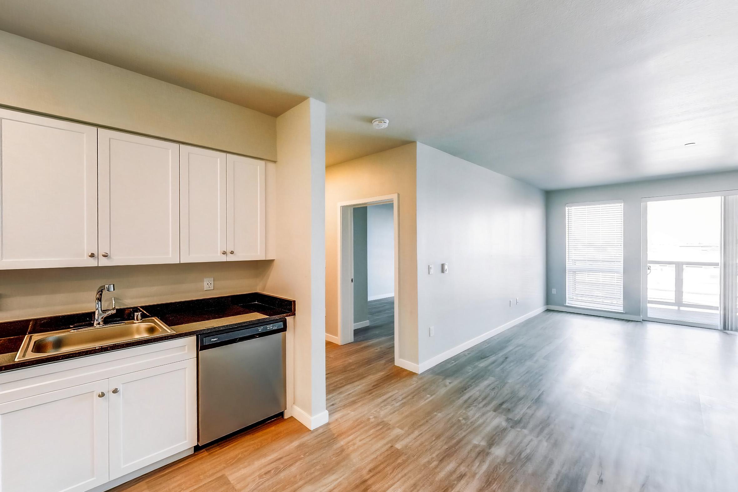 KITCHEN ENTRY