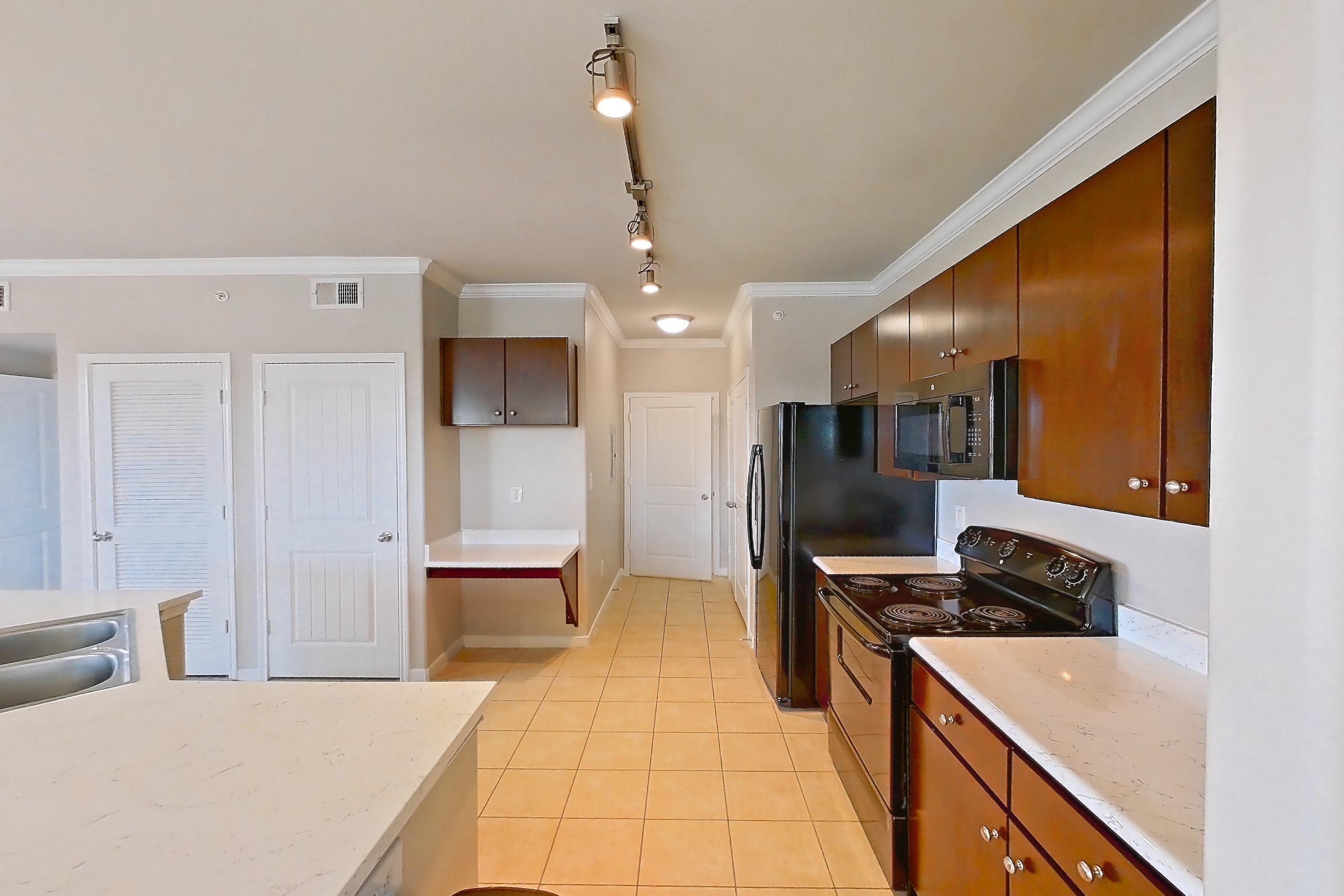KITCHEN SPACE