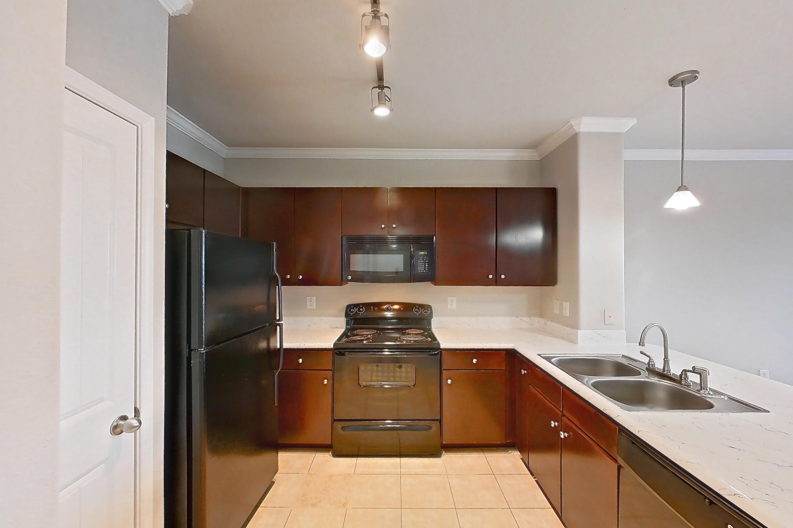 KITCHEN SPACE