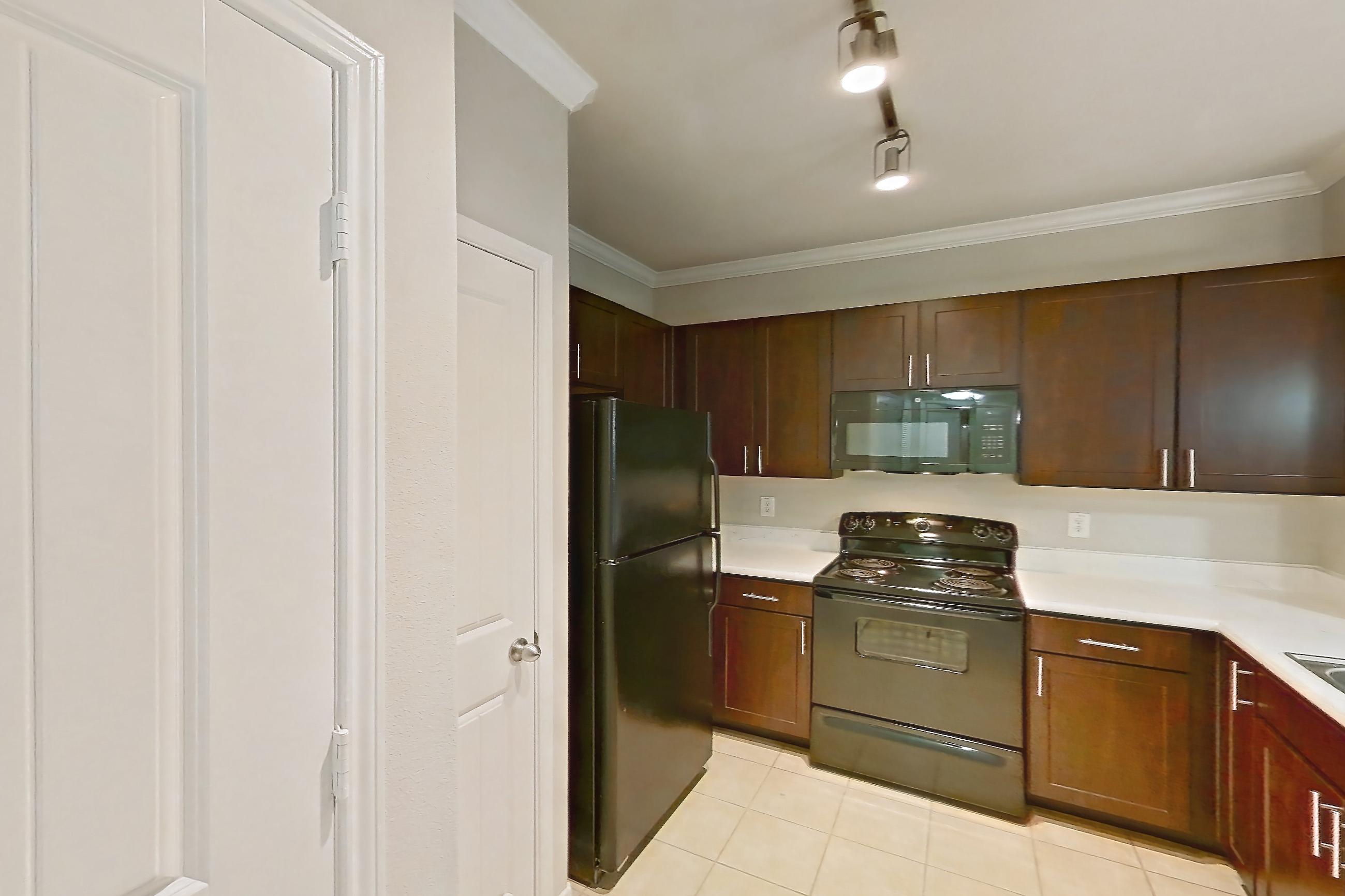 KITCHEN SPACE