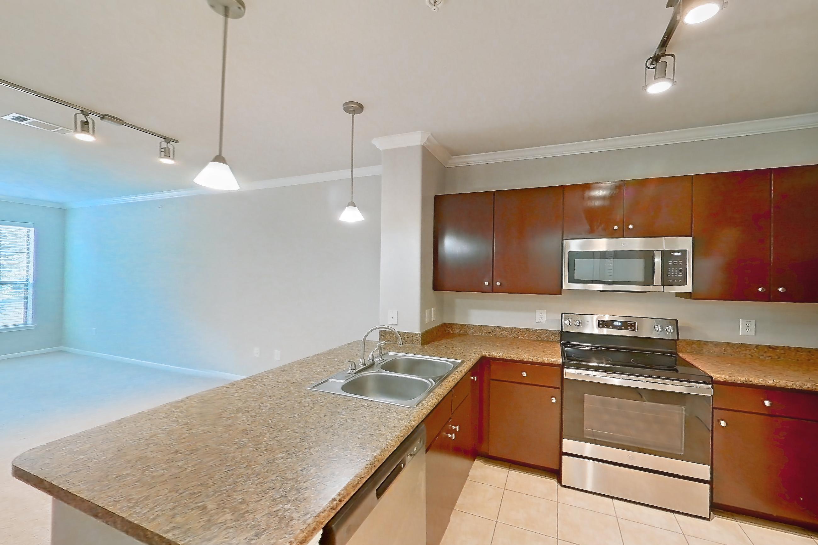 KITCHEN SPACE