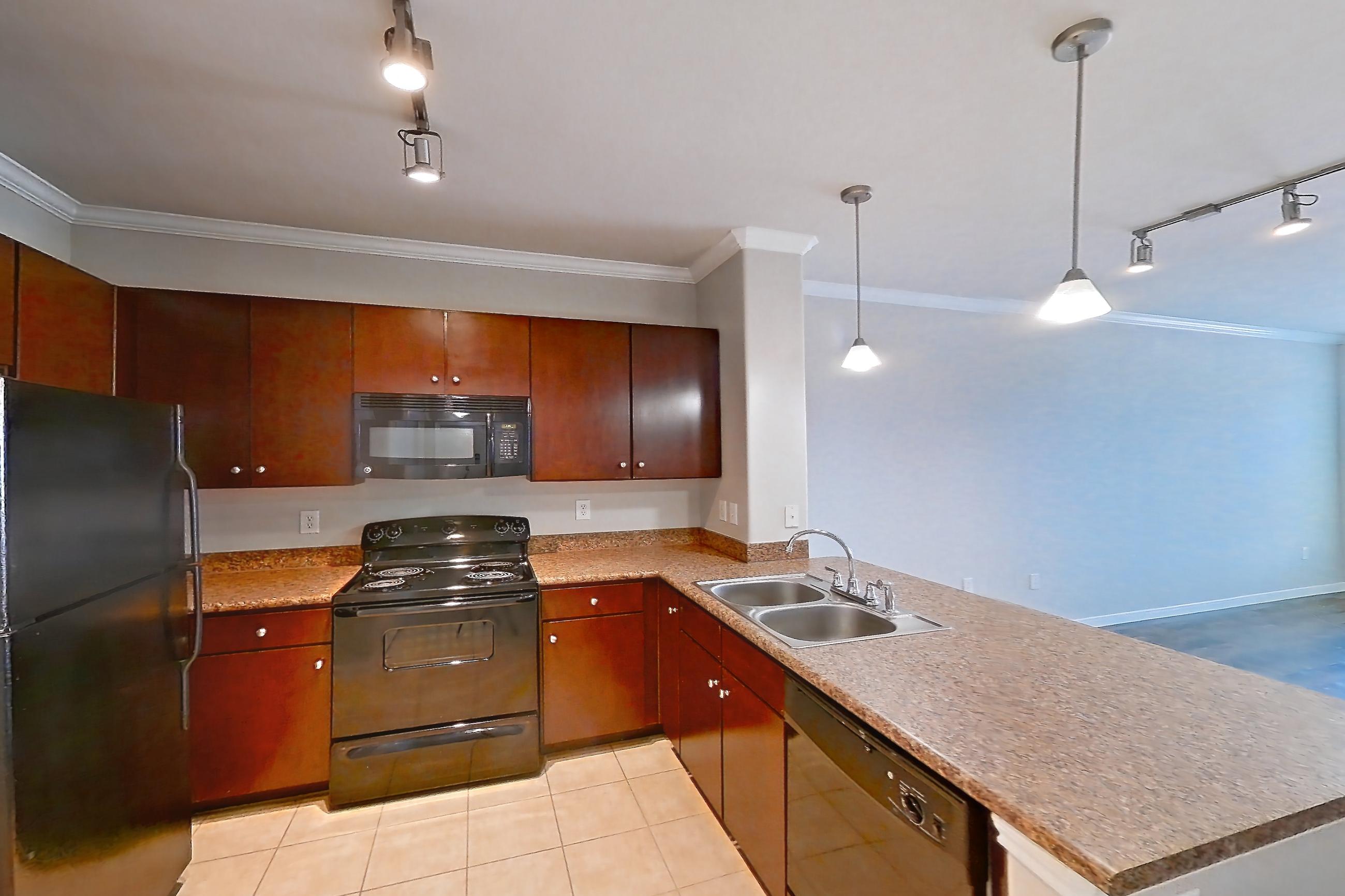 KITCHEN SPACE