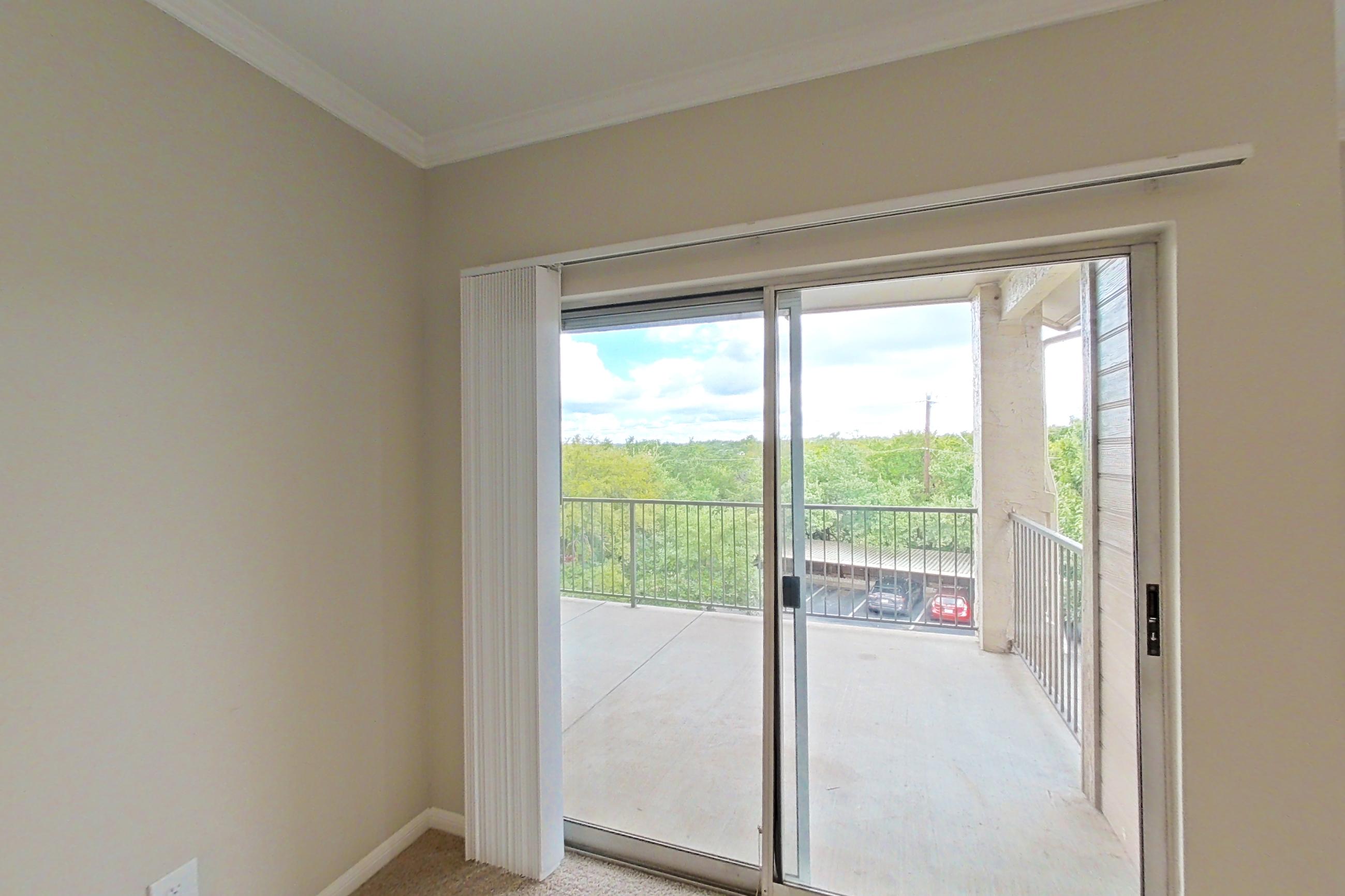 DINING SPACE
