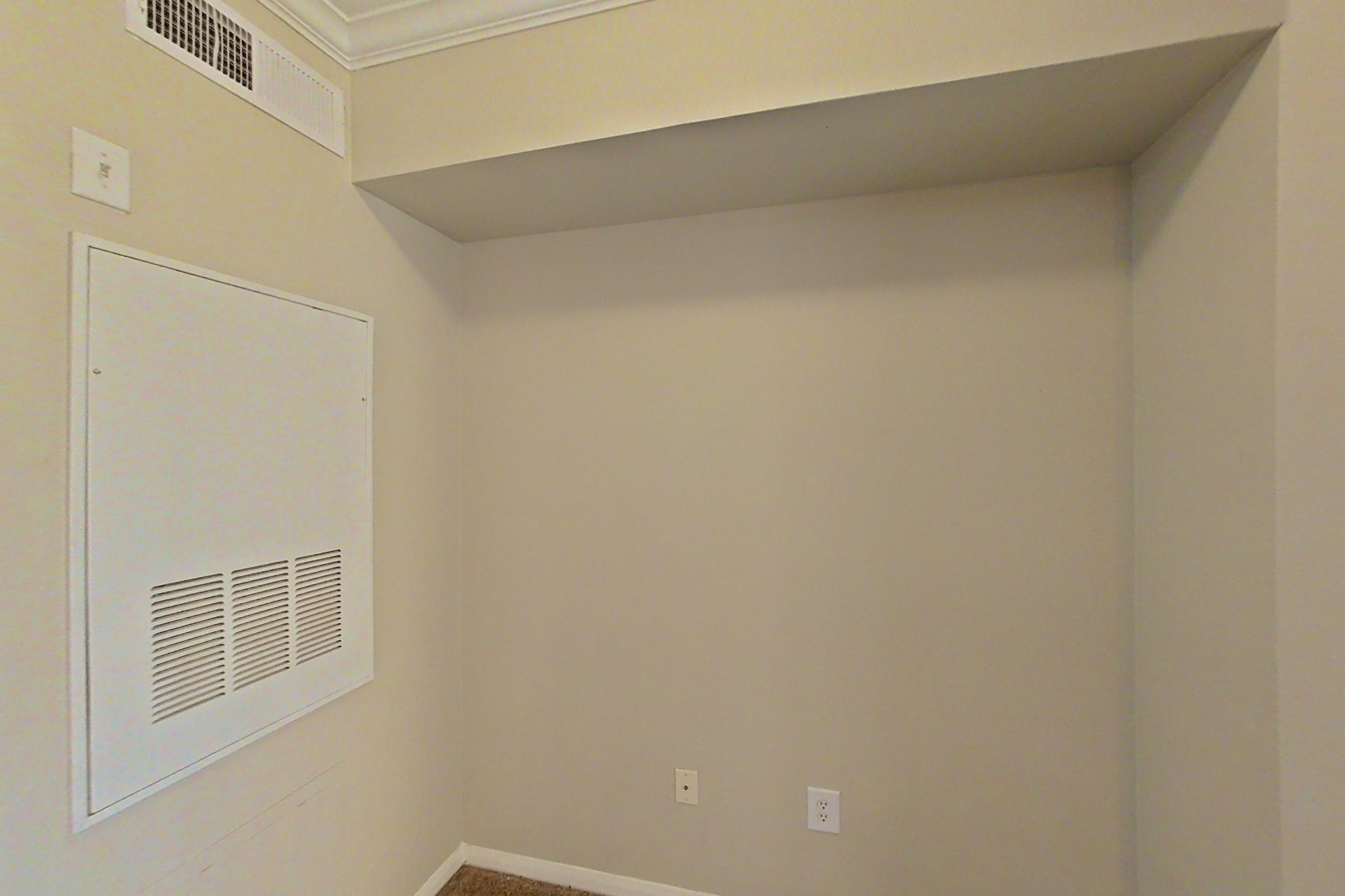 DINING SPACE