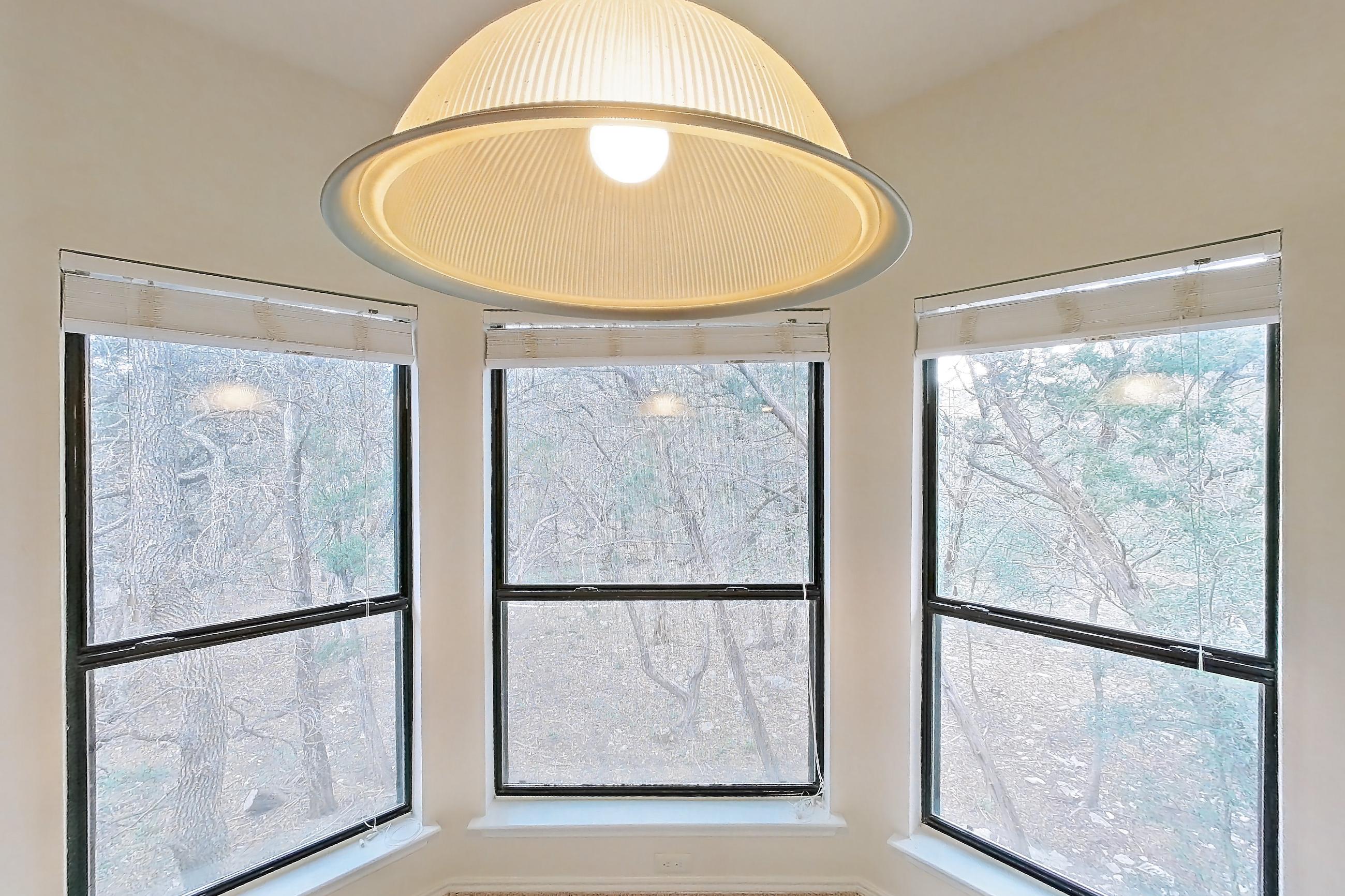 DINING ROOM (representative of this floor plan)