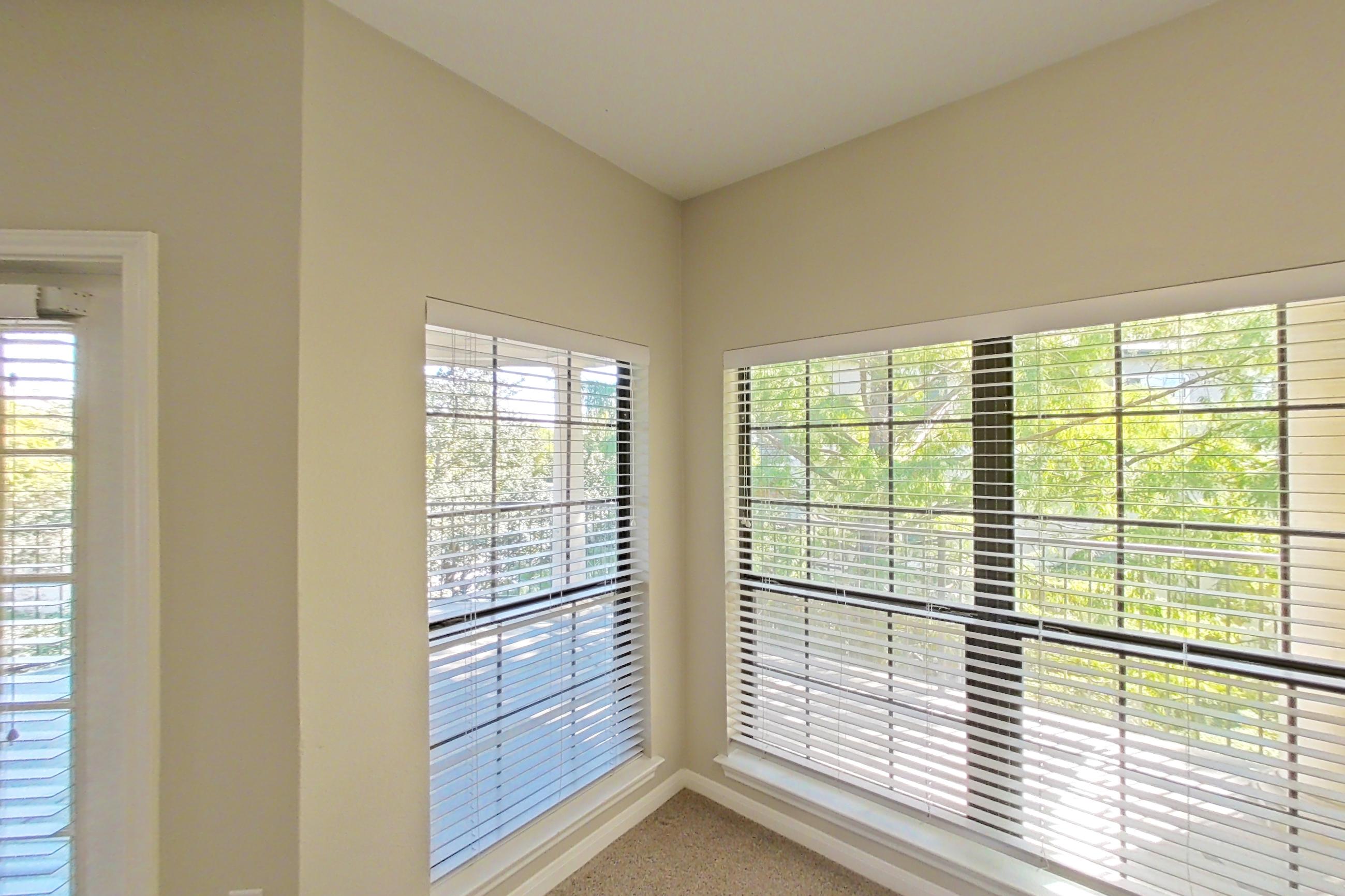 DINING SPACE